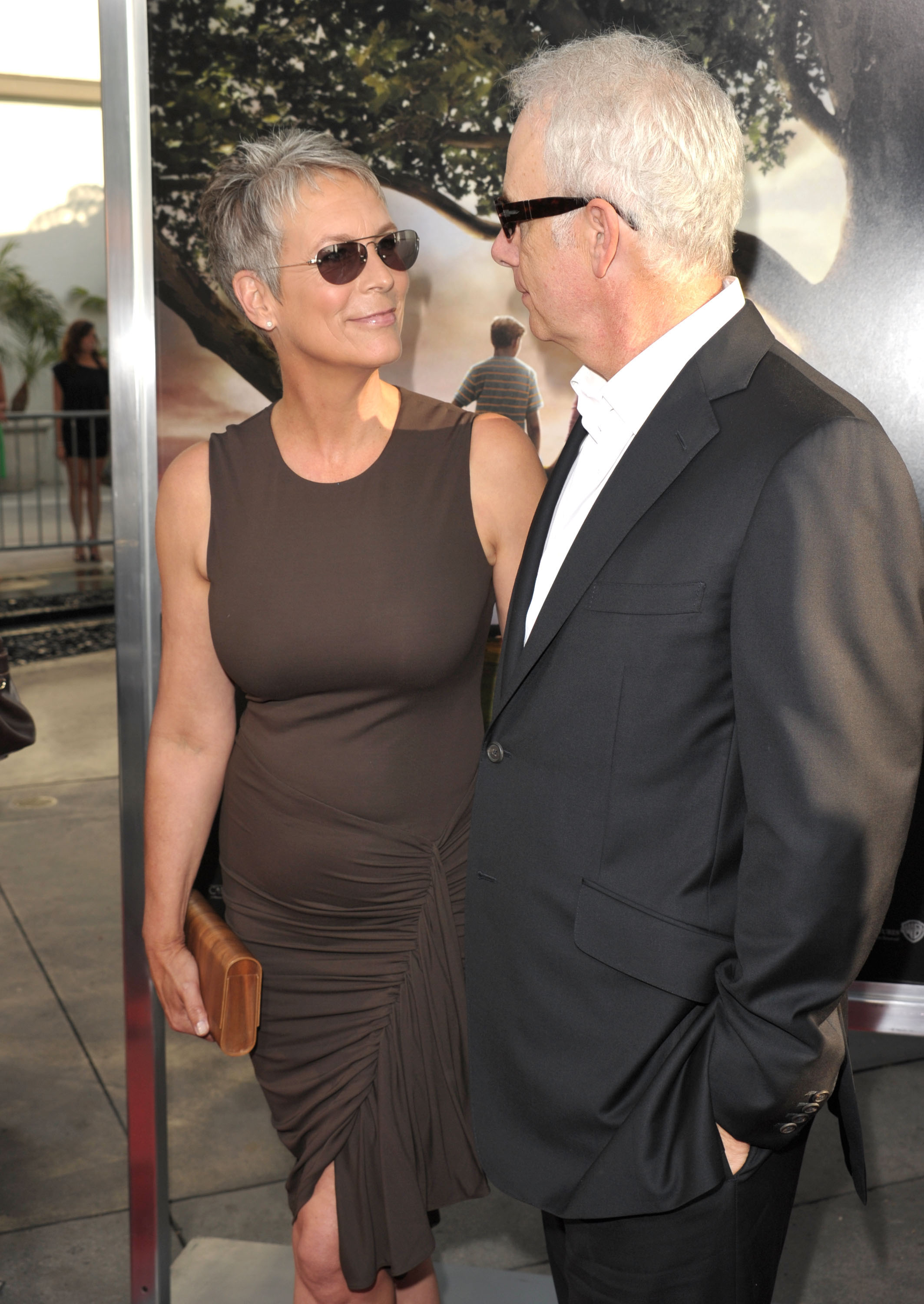 Jamie Lee Curtis and Christopher Guest attend the "Flipped" Los Angeles Premiere at ArcLight Cinemas Cinerama Dome in Hollywood, California on July 26, 2010. | Source: Getty Images