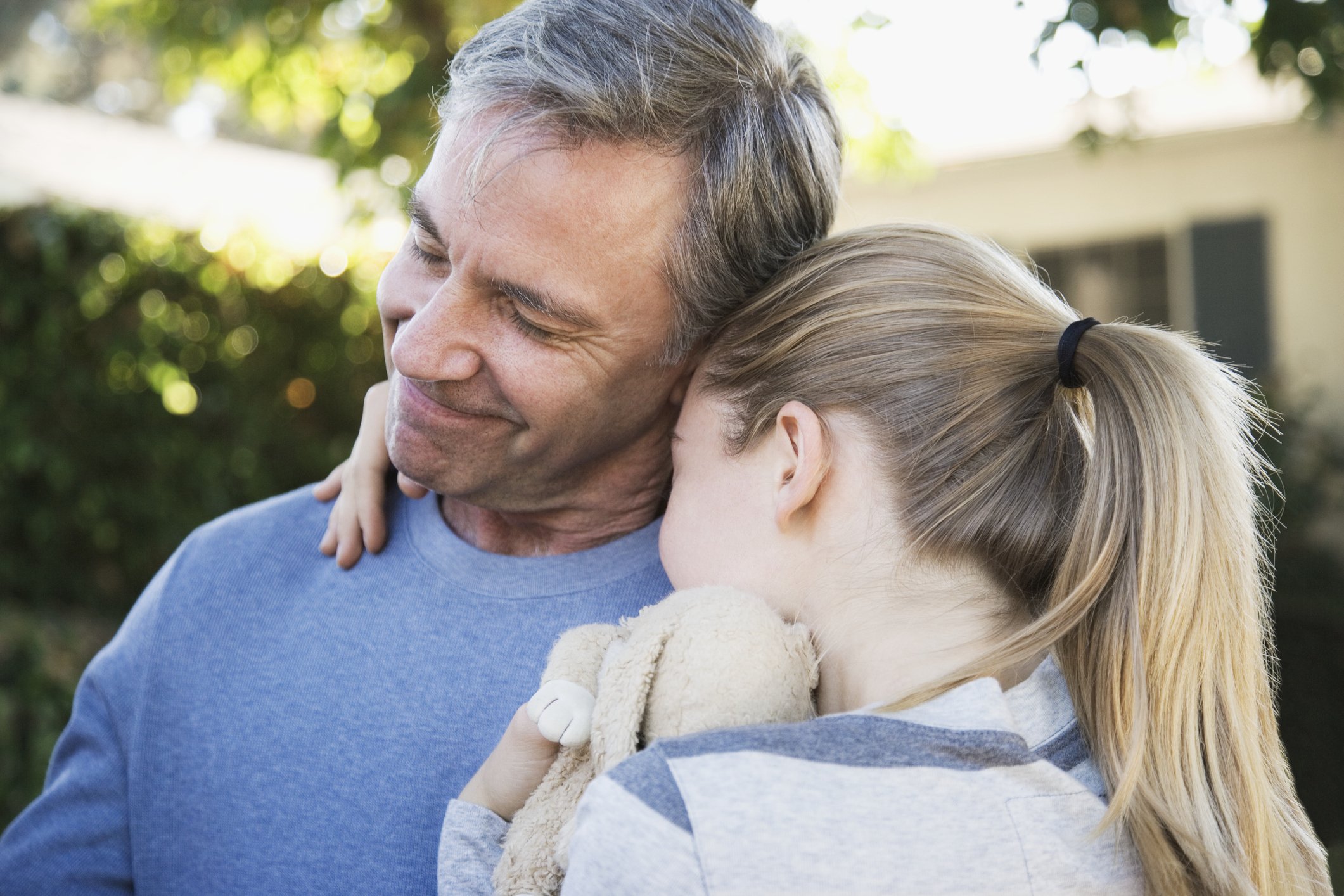 Teacher Helps Poor Girl with Halloween Costume, Years Later Walks Her Down Aisle as Dad 5 For illustration purposes only. | Source: Getty Images