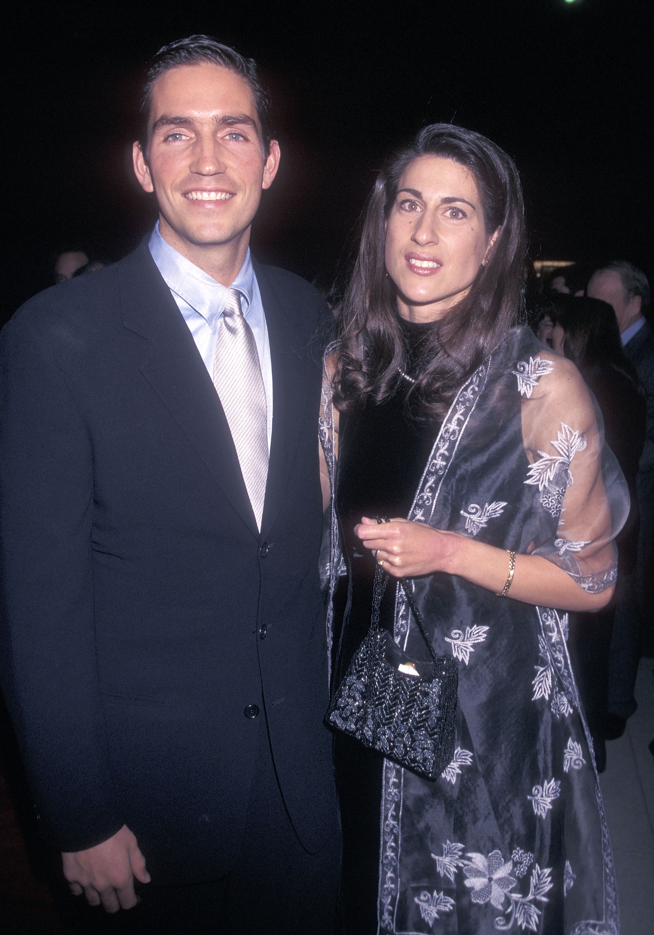 Jim Caviezel and his wife Kerri Browitt Caviezel attend "The Thin Red Line" Beverly Hills Premiere on December 22, 1998, at the Academy of Motion Picture Arts & Sciences in Beverly Hills, California. | Source: Getty Images