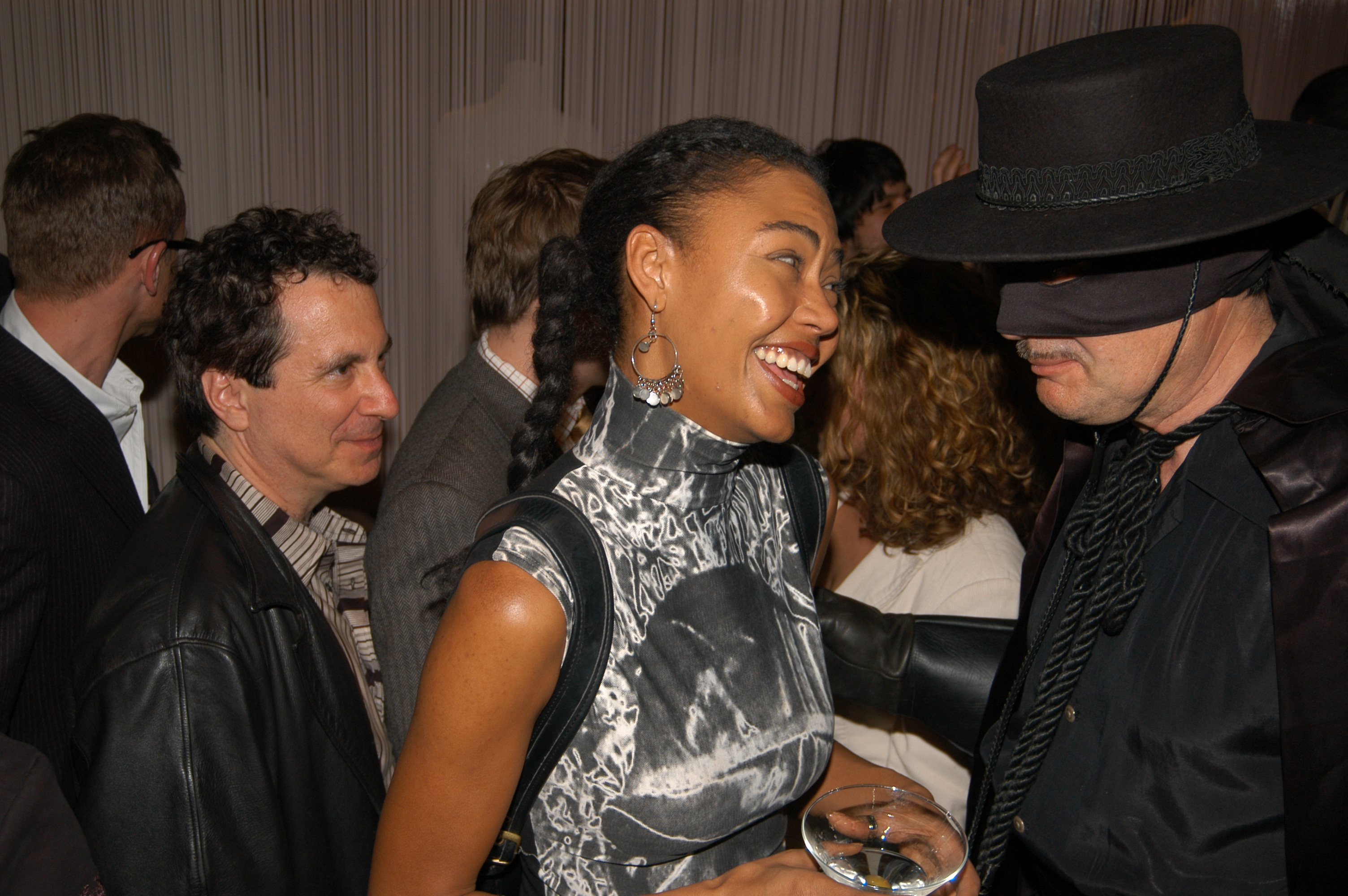 Juliette Powell and Peter Poplaski are pictured at "A Night at Crumbland" celebrating Stella McCartney and Robert Crum's Collaboration and the R. Crumb Handbook on April 12, 2005, in New York City | Source: Getty Images