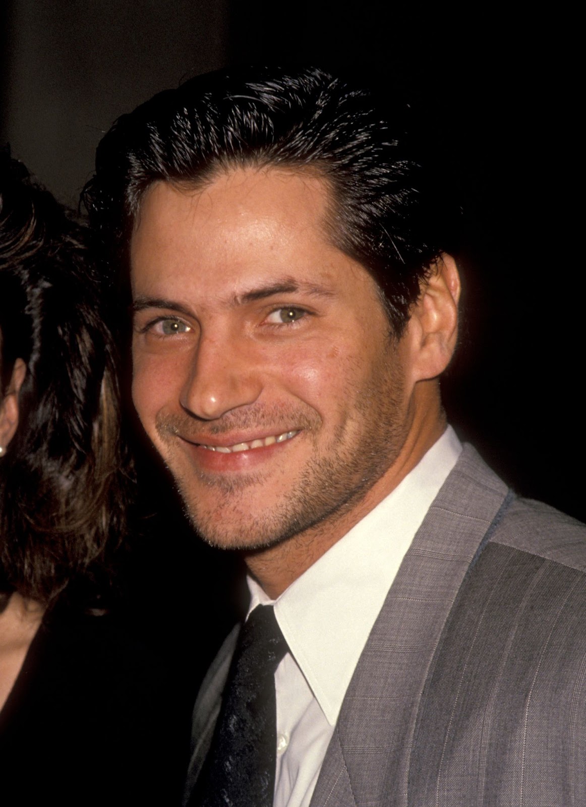 The '90s heartthrob at Aaron Spelling's holiday party in Beverly Hills in 1993. | Source: Getty Images