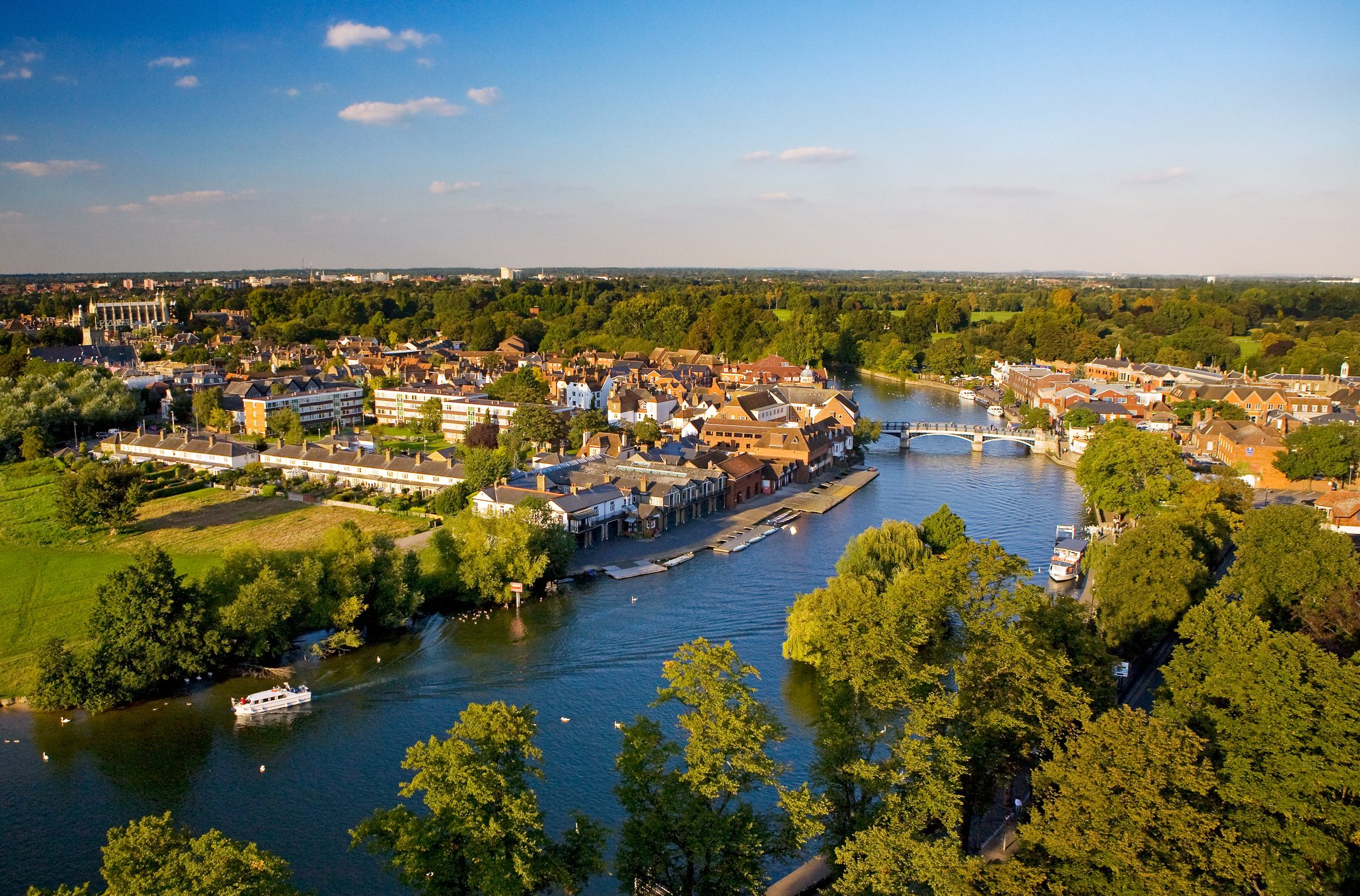 View of the river Thames with Eton and Eton College on the left bank and Windsor on the right | Source: Getty Images