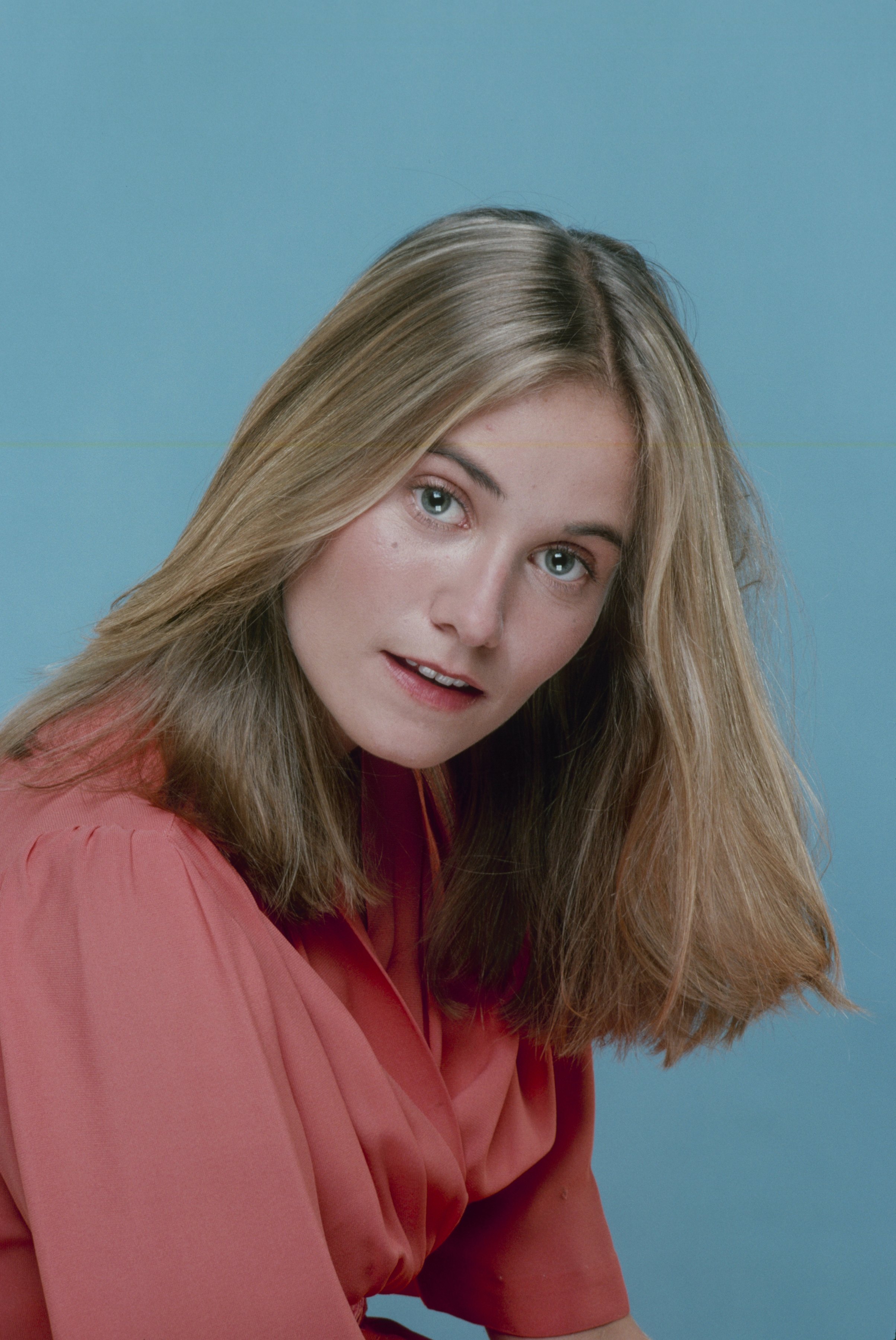 The actress on the set of "The Brady Bunch," 1977 | Source: Getty Images