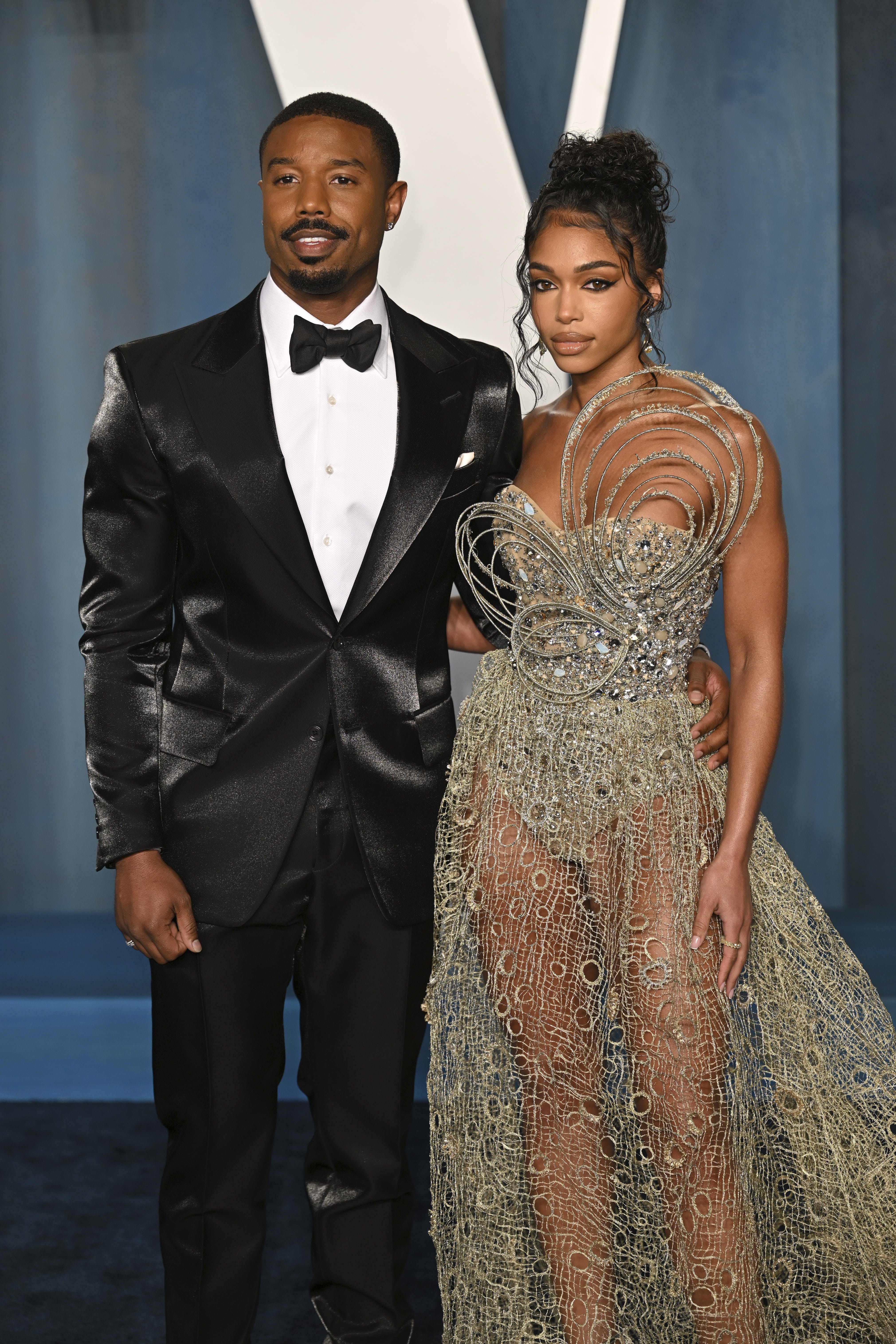 Michael B. Jordan and Lori Harvey attend the 2022 Vanity Fair Oscar Party hosted by Radhika Jones at Wallis Annenberg Center for the Performing Arts on March 27, 2022 in Beverly Hills, California. | Source: Getty Images