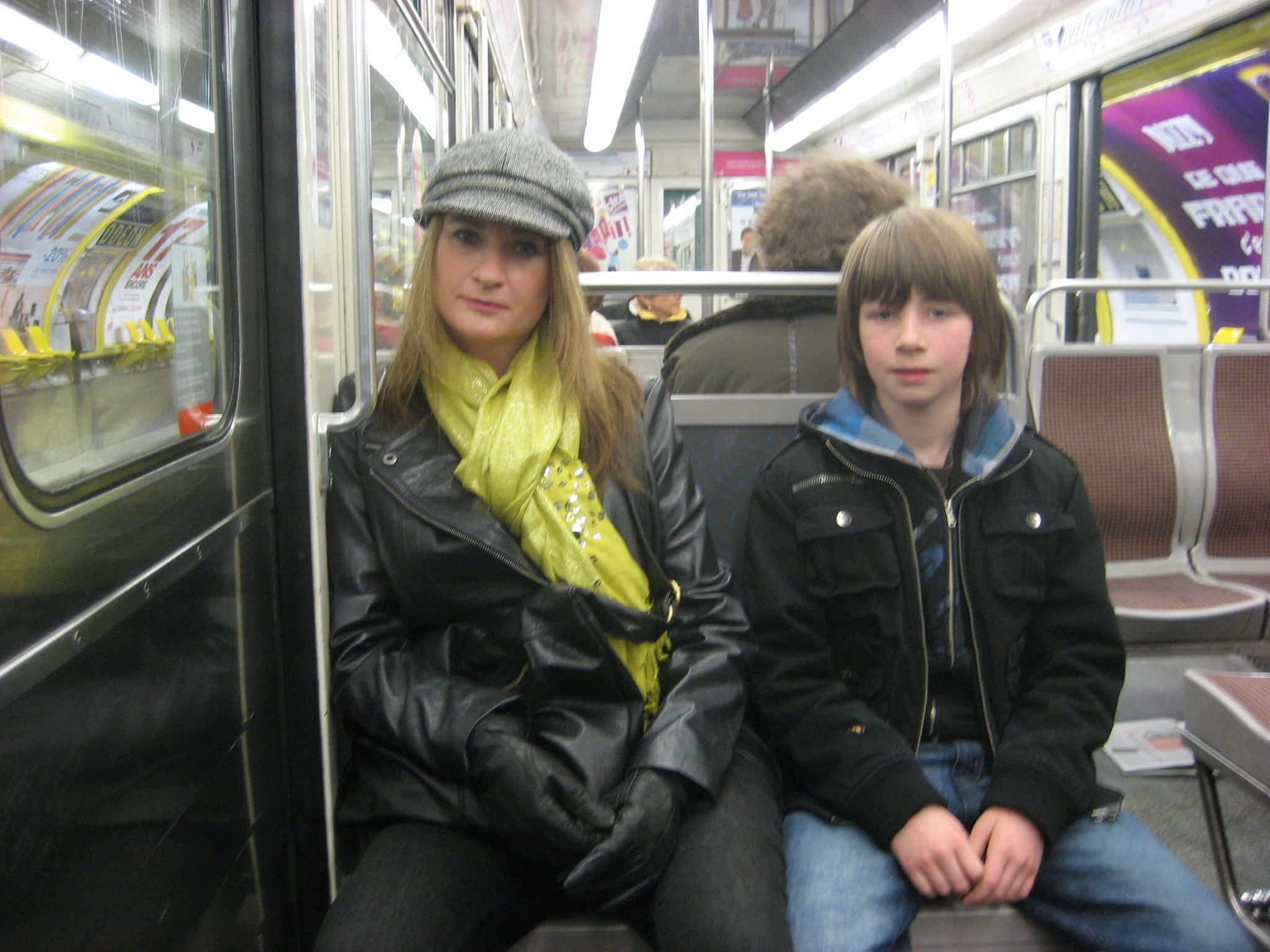 A woman and her son in a subway | Source: Flickr