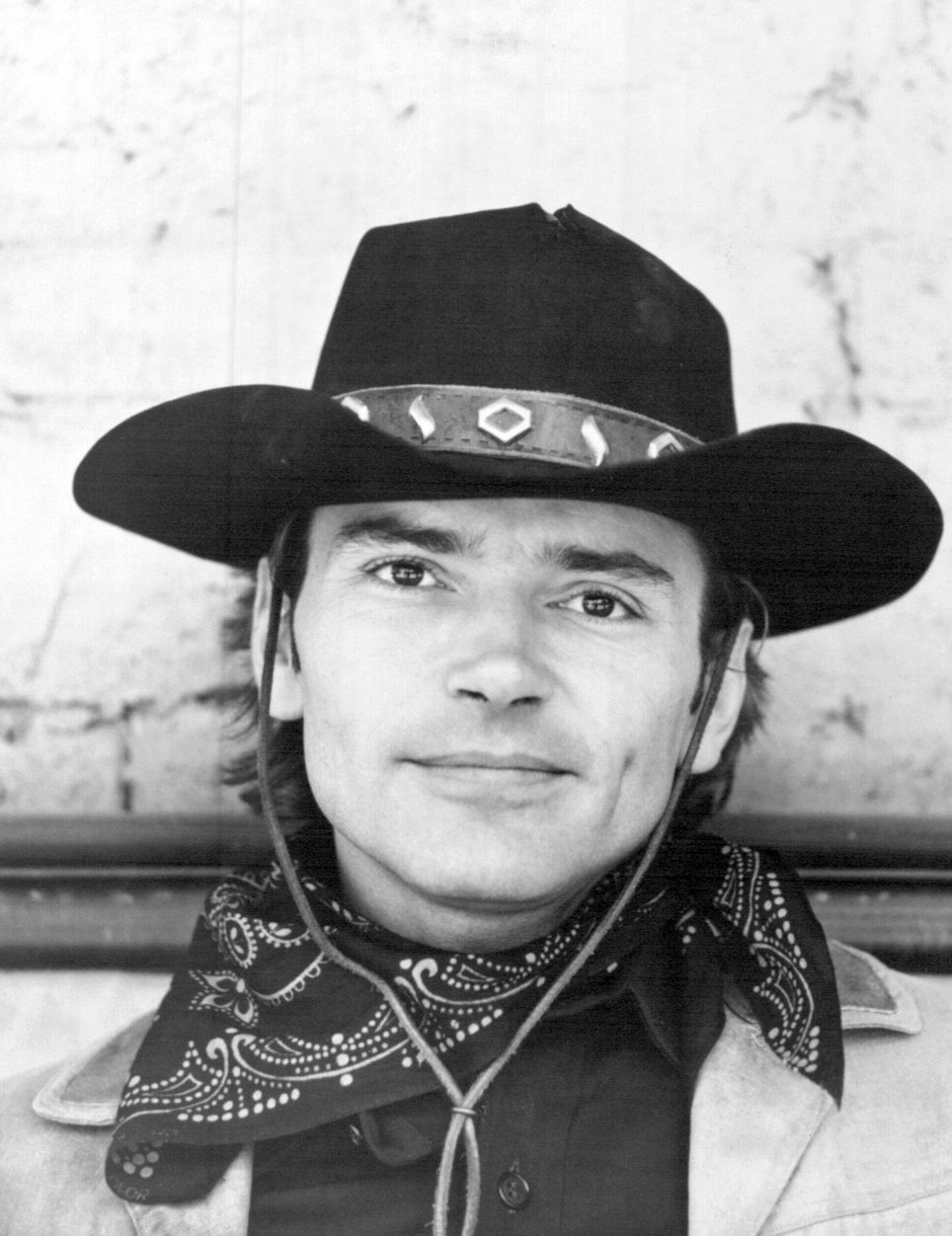 Pete Duel from the television series "Alias Smith and Jones" on August 16, 1971 | Source: Wikimedia Commons, Public Domain