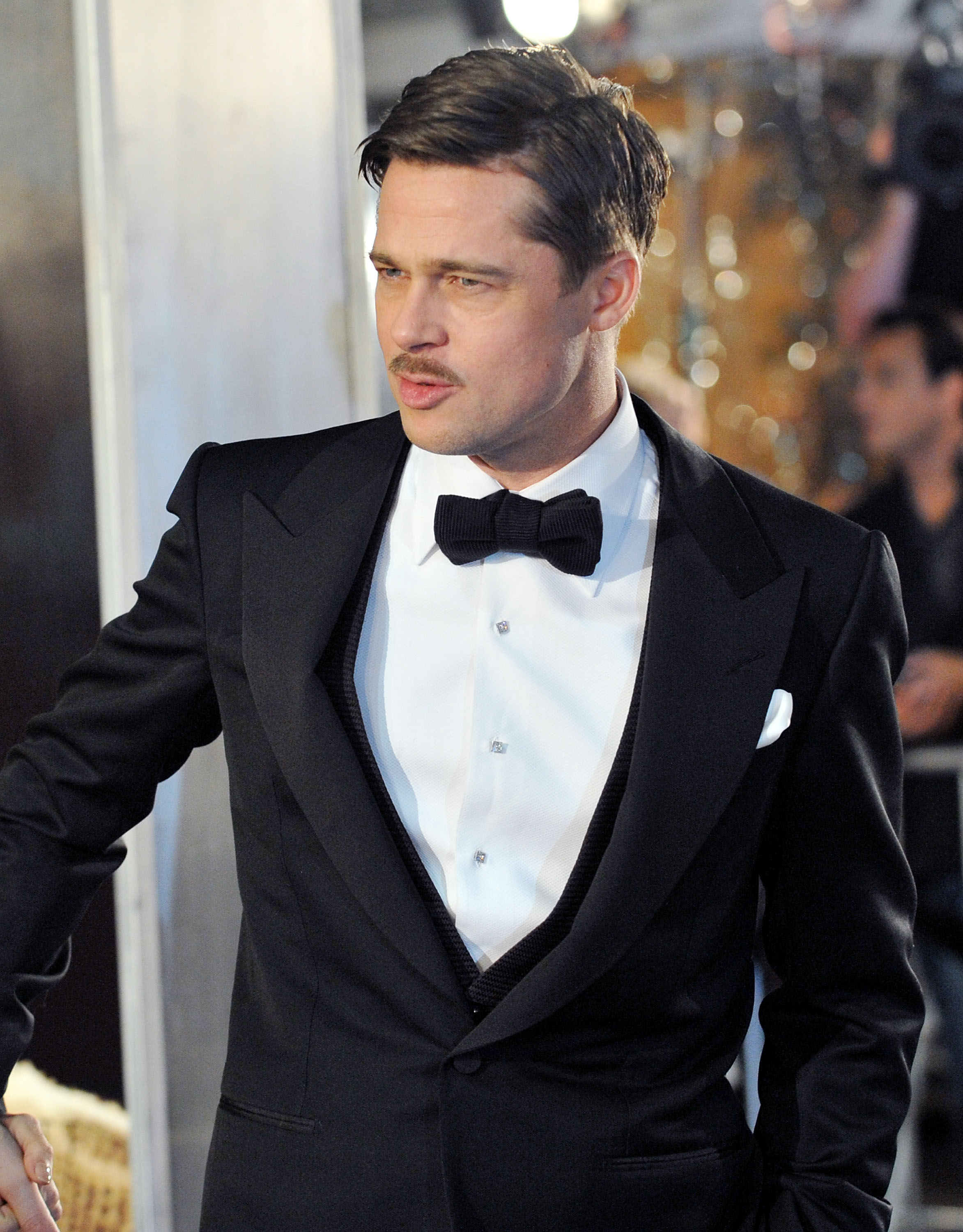 Brad Pitt arrives at the Los Angeles Premiere of "The Curious Case of Benjamin Buttons" at Mann's Village in Westwood, California, on December 8, 2008. | Source: Getty Images