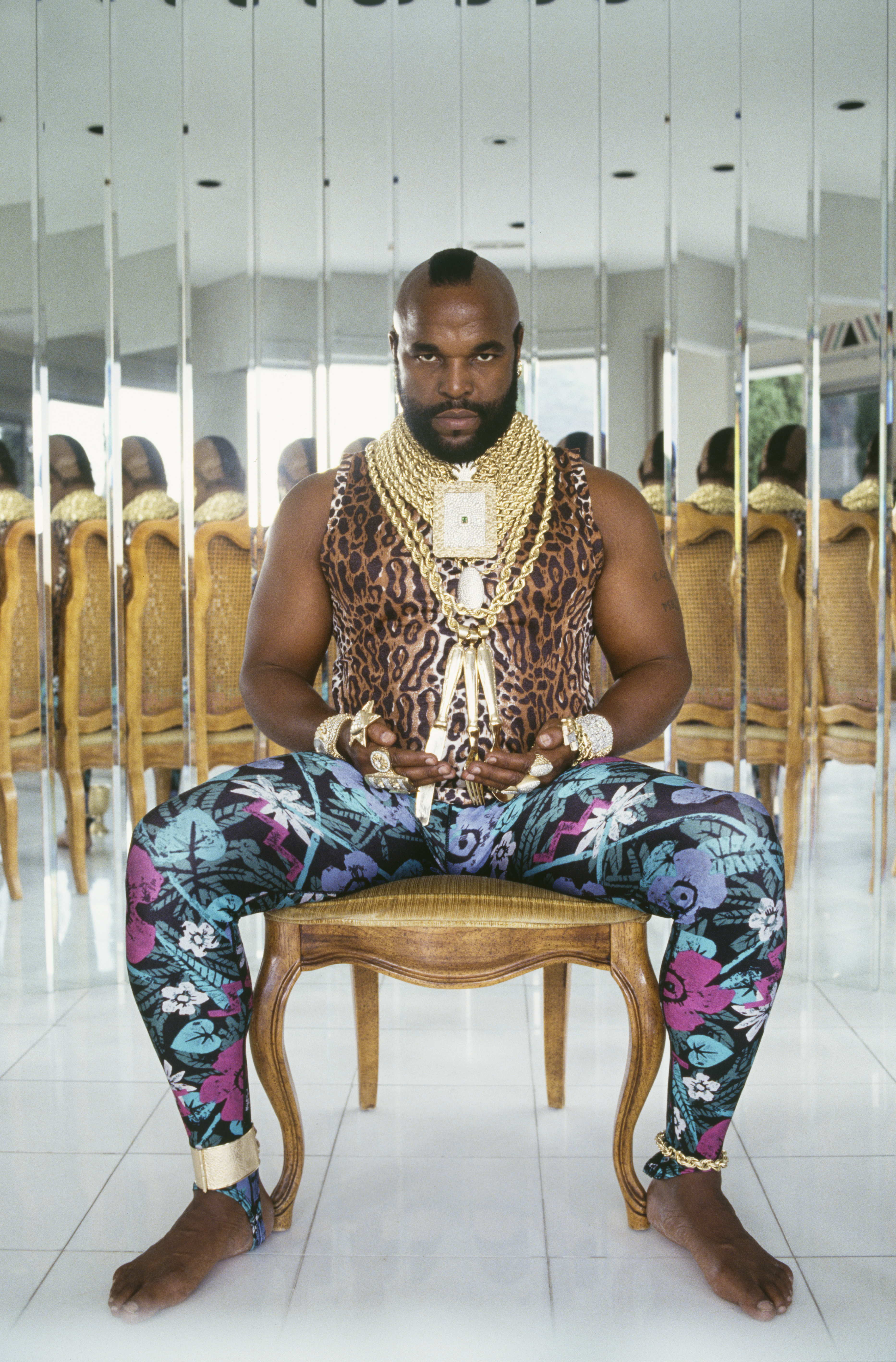 Mr. T. at his home in LA in 1991 | Source: Getty Images