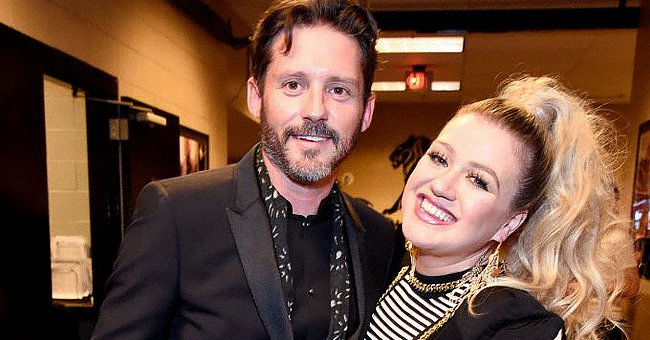 Brandon Blackstock and host Kelly Clarkson at the Billboard Music Awards held at MGM Grand Garden Arena on May 20, 2018, in Las Vegas, Nevada | Photo: Kevin Mazur/BBMA18/WireImage/Getty Images