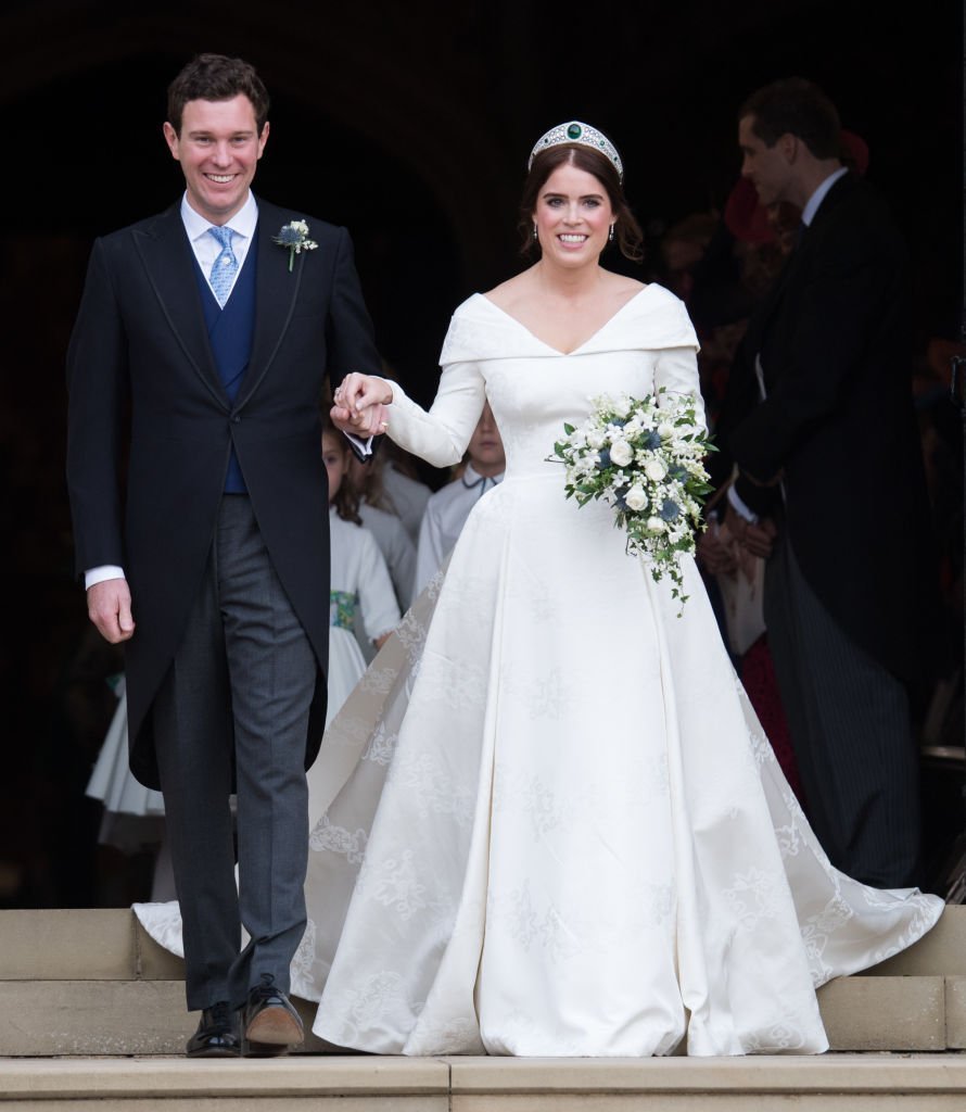 Princess Eugenie of York and Jack Brooksbank leave St George's Chapel in Windsor Castle following their wedding at St. George's Chapel. | Photo: Getty Images