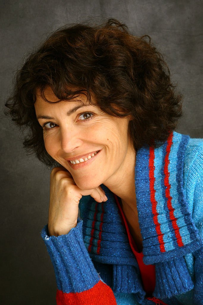 Caroline Tresca sur le tournage de l'émission "Les Grands du Rire". | Photo : Getty Images. Caroline Tresca sur le tournage de l'émission "Les Grands du Rire". | Photo : Getty Images.