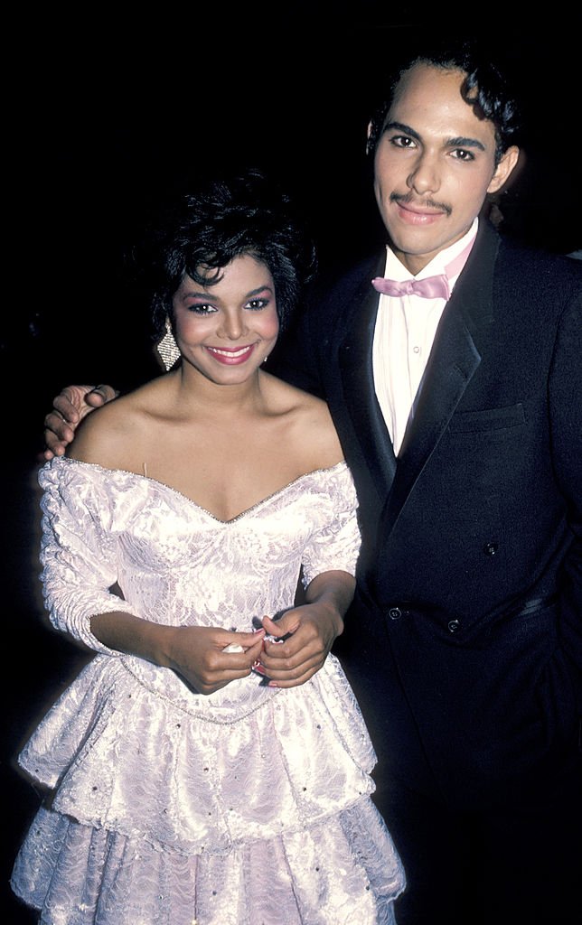 Janet Jackson and James Debarge at the 12th Annual American Music Awards. | Source: Getty Images