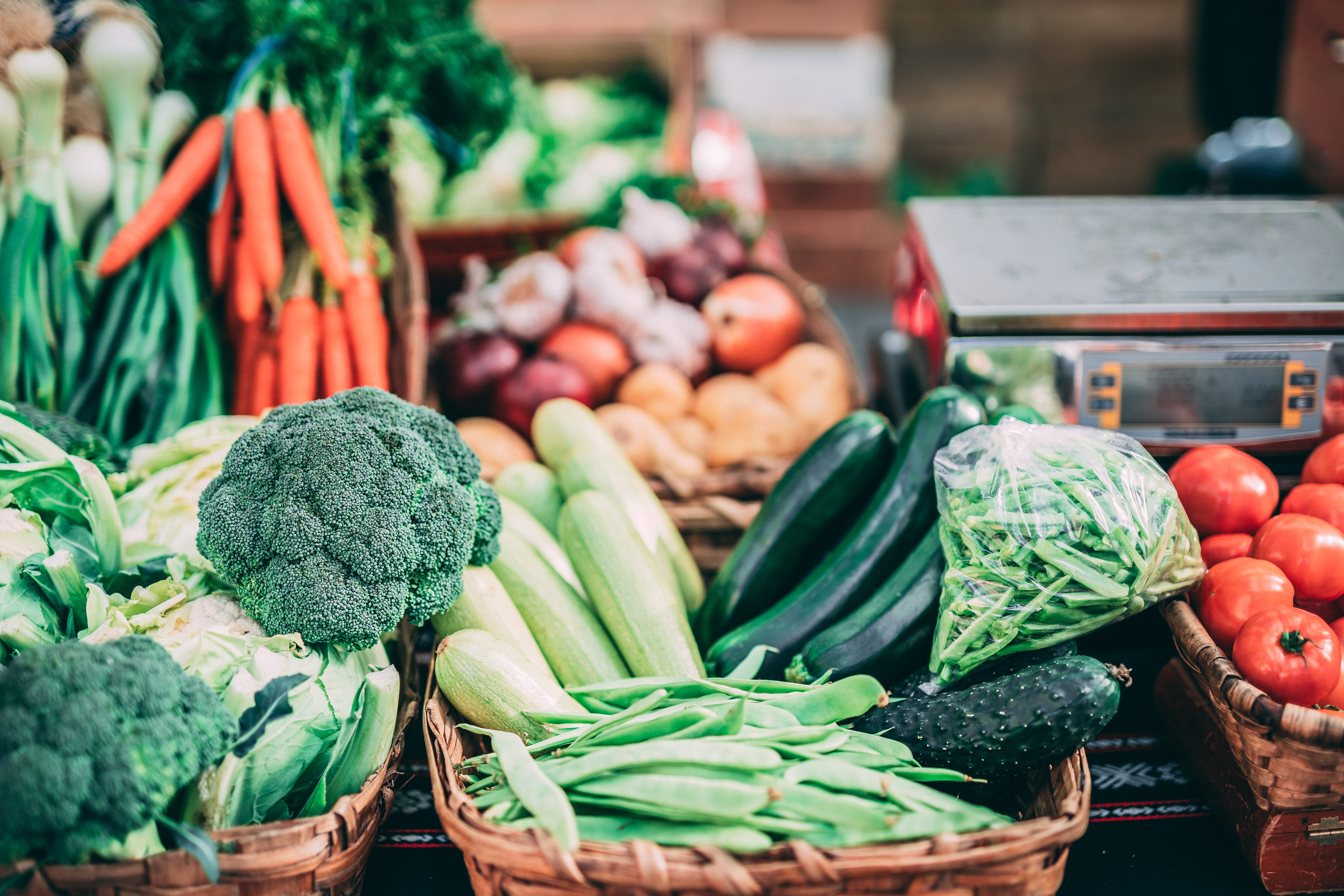 Andrew started selling organic produce. | Source: Unsplash