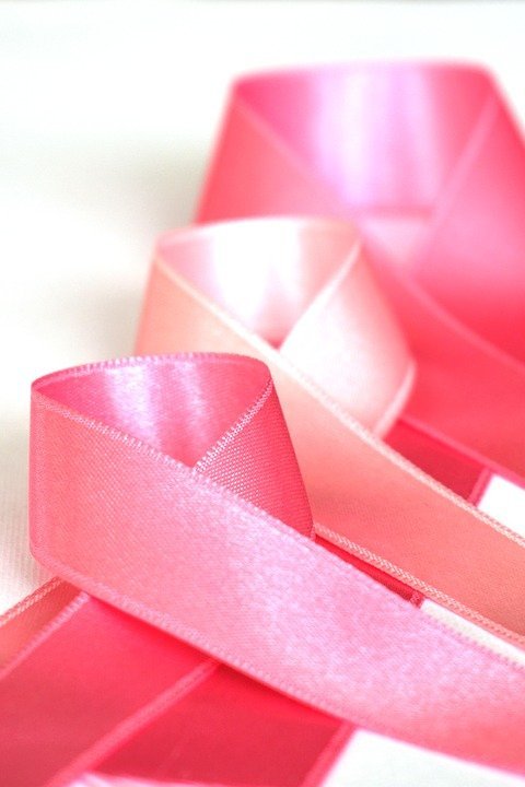 Lazo rosado en representación del cáncer de seno. | Imagen: Pixabay Lazo rosado en representación del cáncer de seno. | Imagen: Pixabay