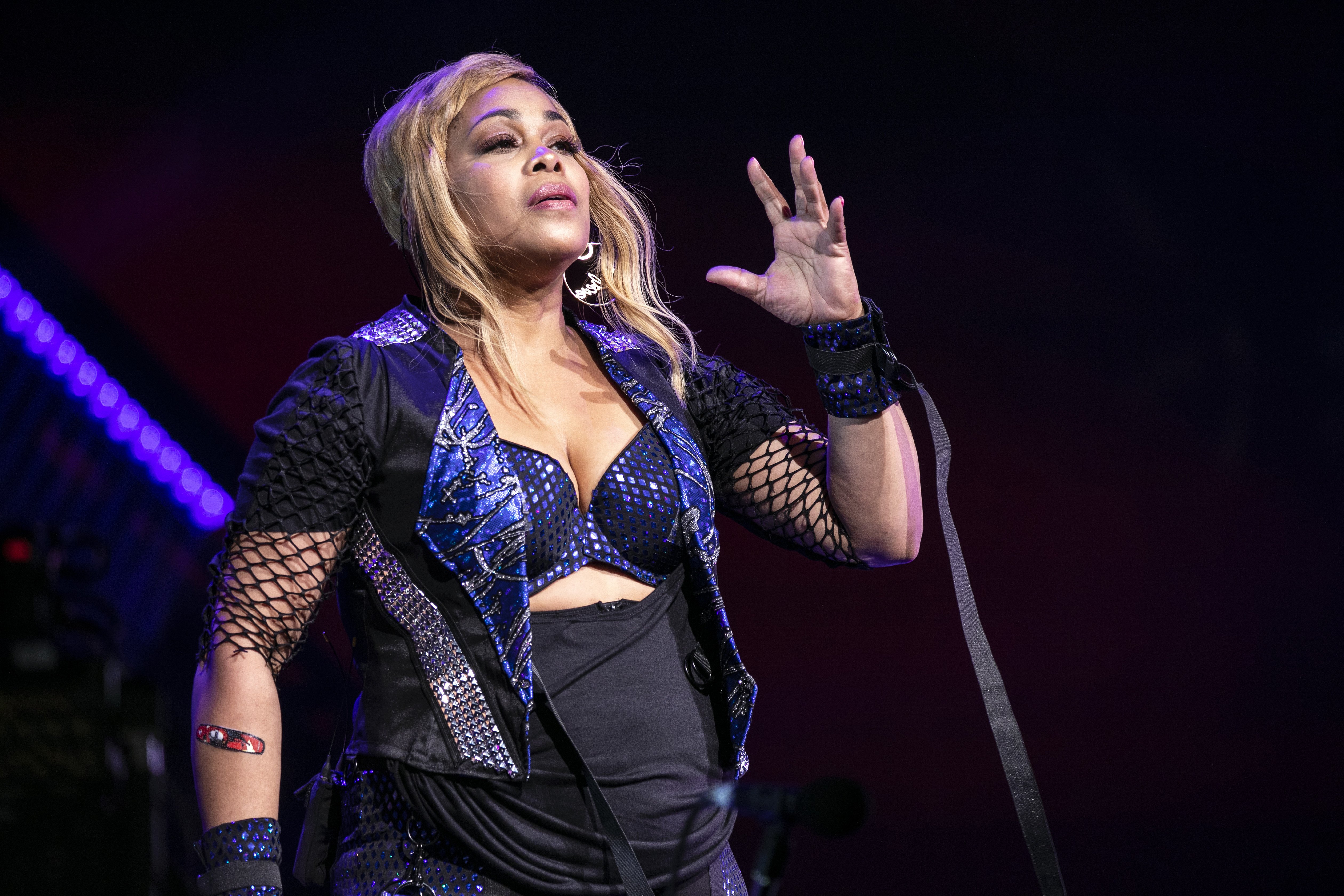 Singer T-Boz of TLC perform at PNC Music Pavilion on July 26, 2019 in Charlotte, North Carolina | Photo: GettyImages
