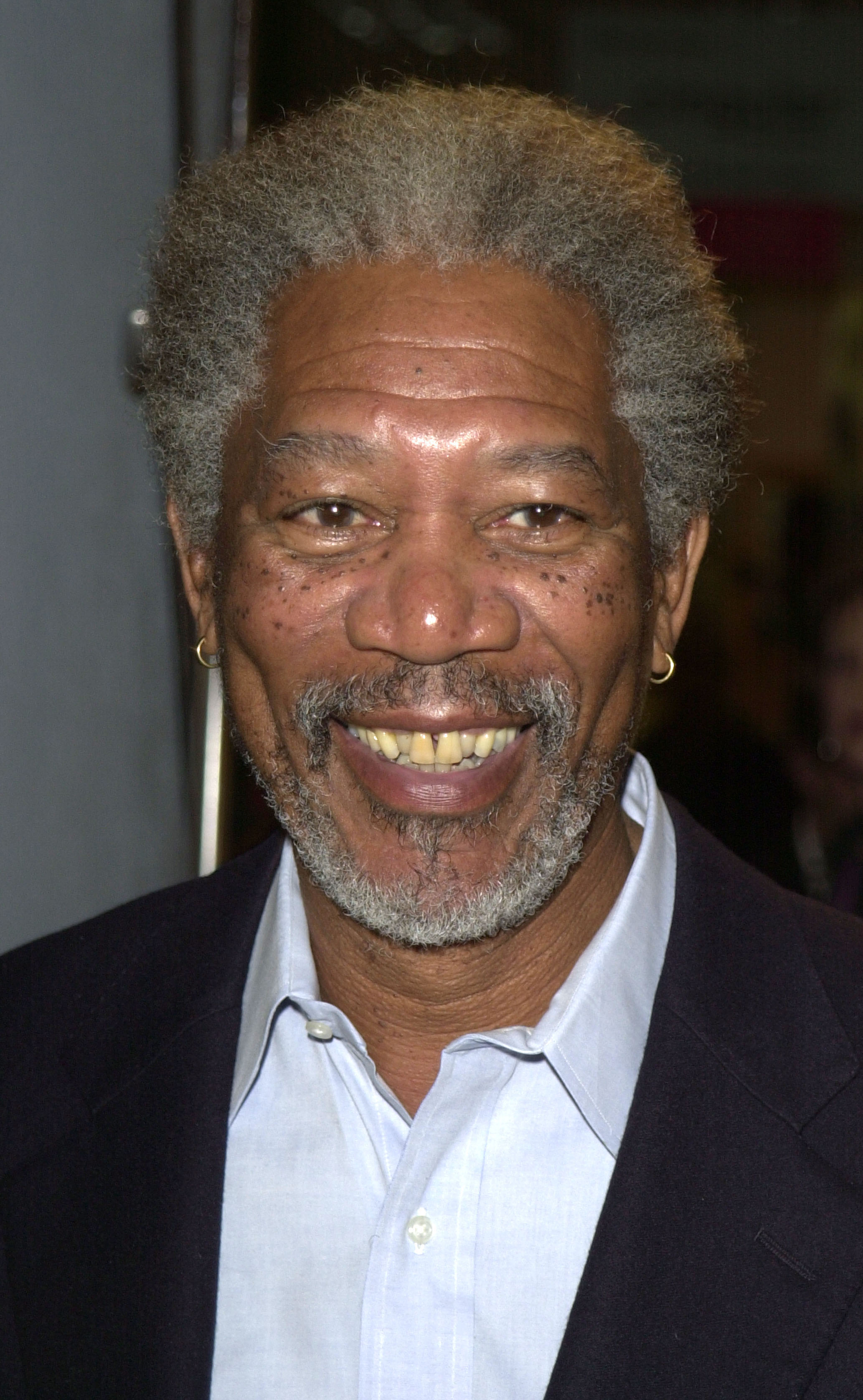 Morgan Freeman at  Gold's Gym & Body Spa grand opening on November 14, 2001, in Los Angeles, California. | Source: Getty Images