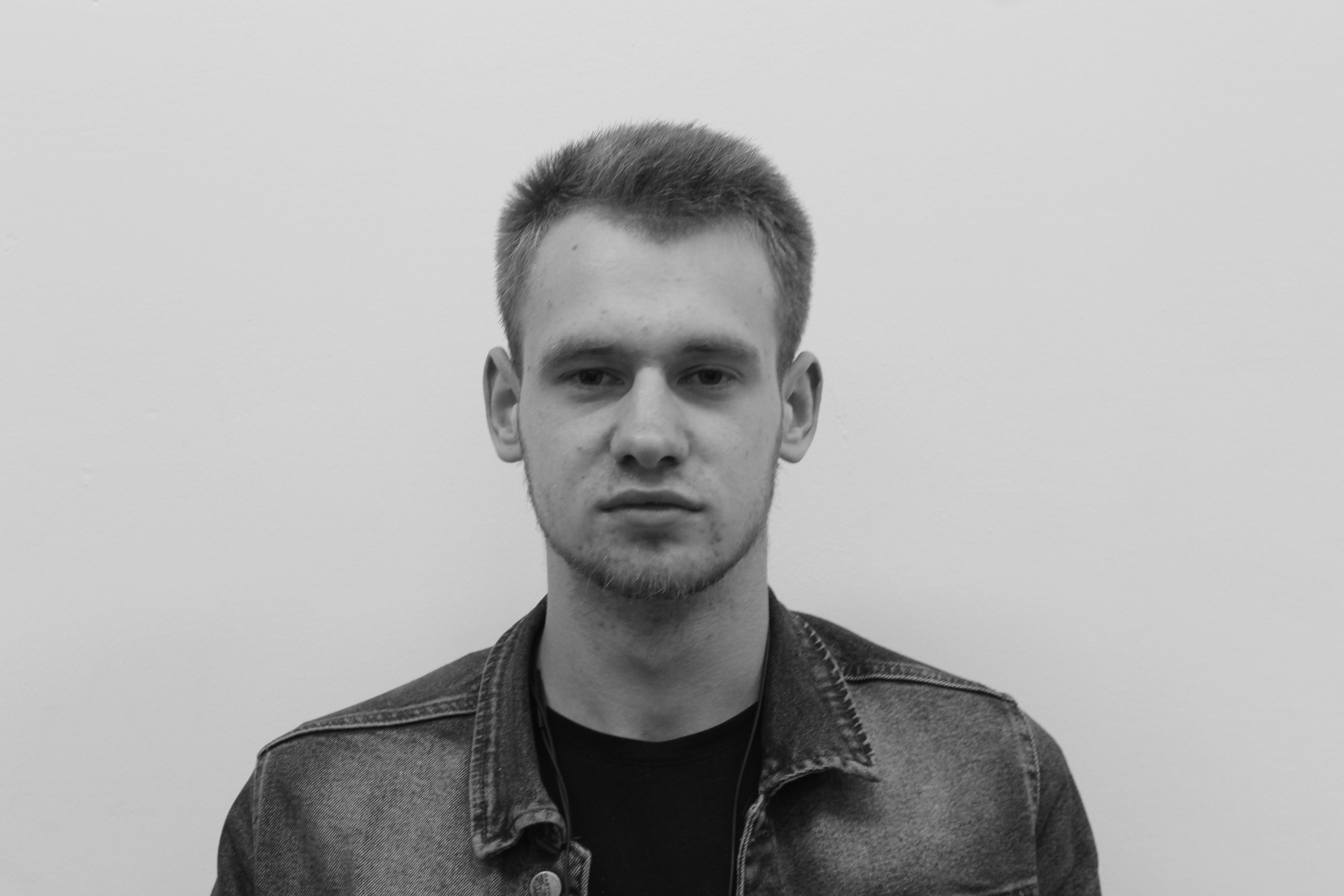 An annoyed man | Source: Unsplash