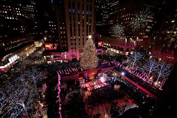  A view of atmosphere at the 86th Annual Rockefeller Center Christmas Tree Lighting Ceremony at Rockefeller Center on November 28, 2018 in New York City | Photo: Getty Images