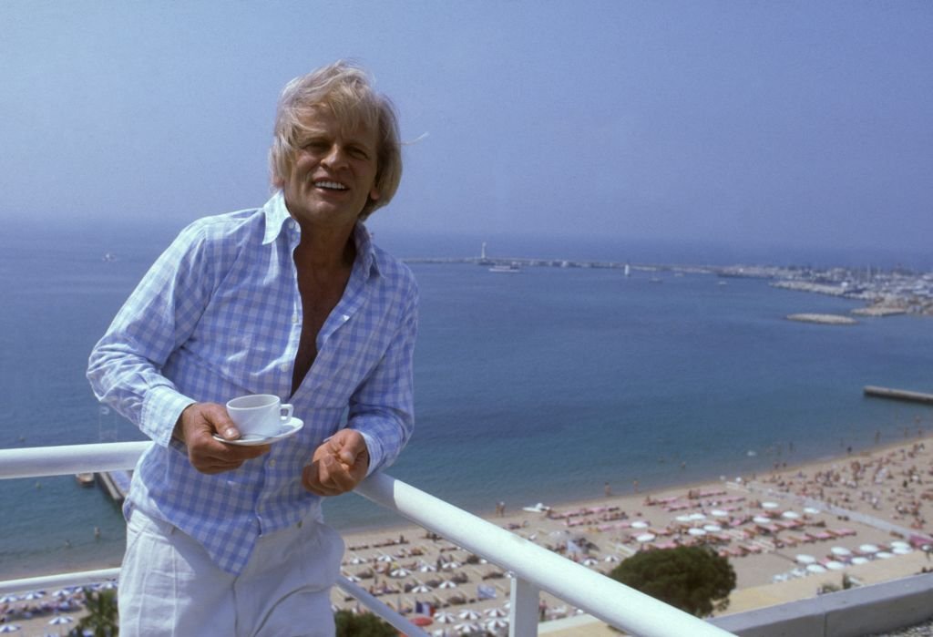 Klaus Kinski bei den Filmfestspielen von Cannes im Mai 1982 in Cannes, Frankreich. (Foto von Jean-Louis URLI) I Quelle: Gamma-Rapho über Getty Images