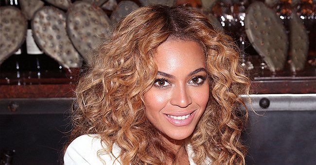 Beyonce Displays Killer Curves In Spaghetti Strap Jumpsuit Relaxing With Spouse And Look Alike 5884