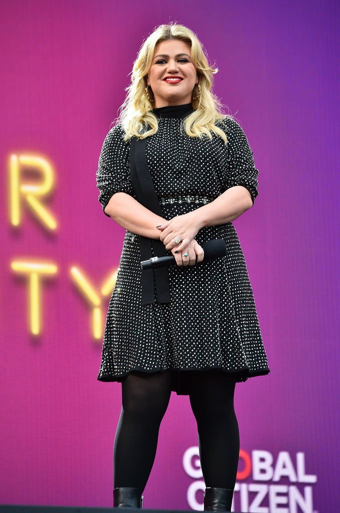 Kelly Clarkson speaks onstage during the 2019 Global Citizen Festival: Power The Movement in Central Park. | Photo: Getty Images