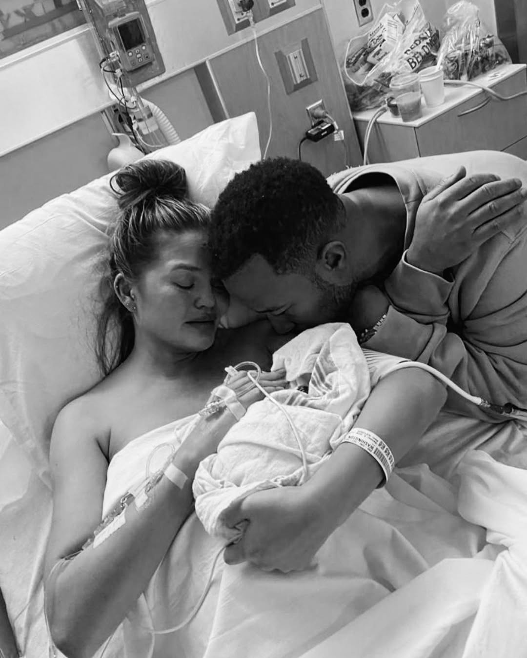 Chrissy Teigen and John Legend from a post dated October 1, 2020. | Source: Instagram/chrissyteigen