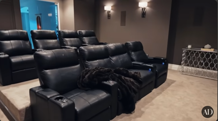 Viola Davis' movie room in her Los Angeles home, from a video dated January 5, 2023 | Source: youtube.com/ArchitecturalDigest