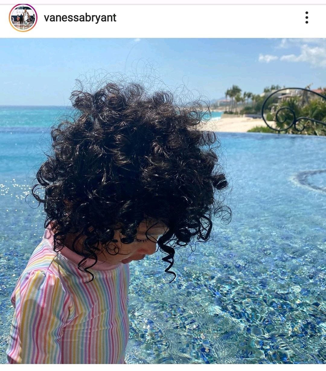 Photo of Vanessa Bryant's daughter, Capri's full hair on her Instagram page | Photo: Instagram / vanessabryant