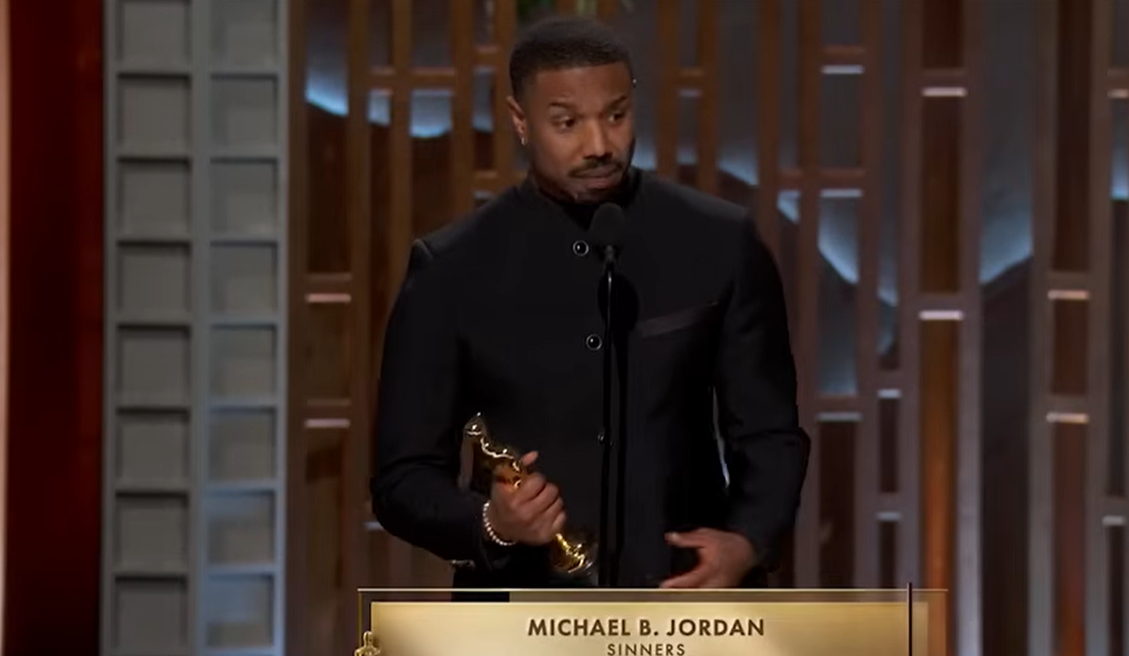 Michael B. Jordan acknowledges his mother during his acceptance speech after winning the Best Actor award at the Oscars. | Source: YouTube/ABCNews