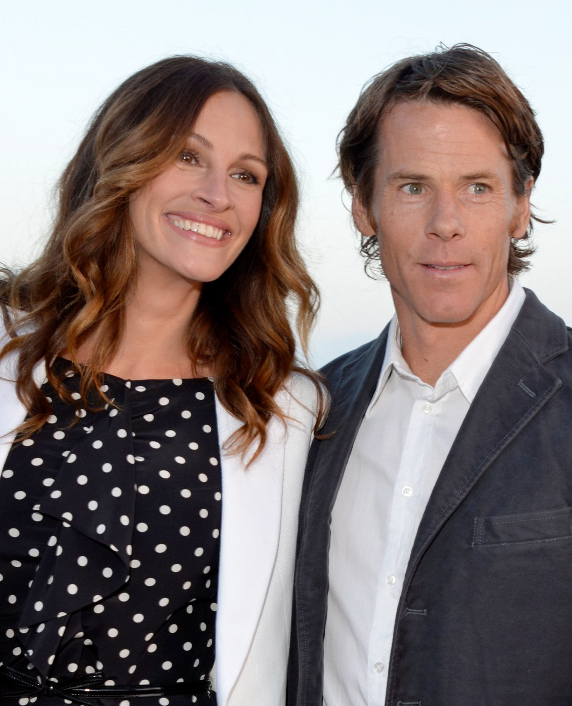 Actress Julia Roberts and Daniel Moder attend Heal The Bay's "Bring Back The Beach" Annual Awards Presentation & Dinner held at The Jonathan Club on May 17, 2012 in Santa Monica, California | Source: Getty Images