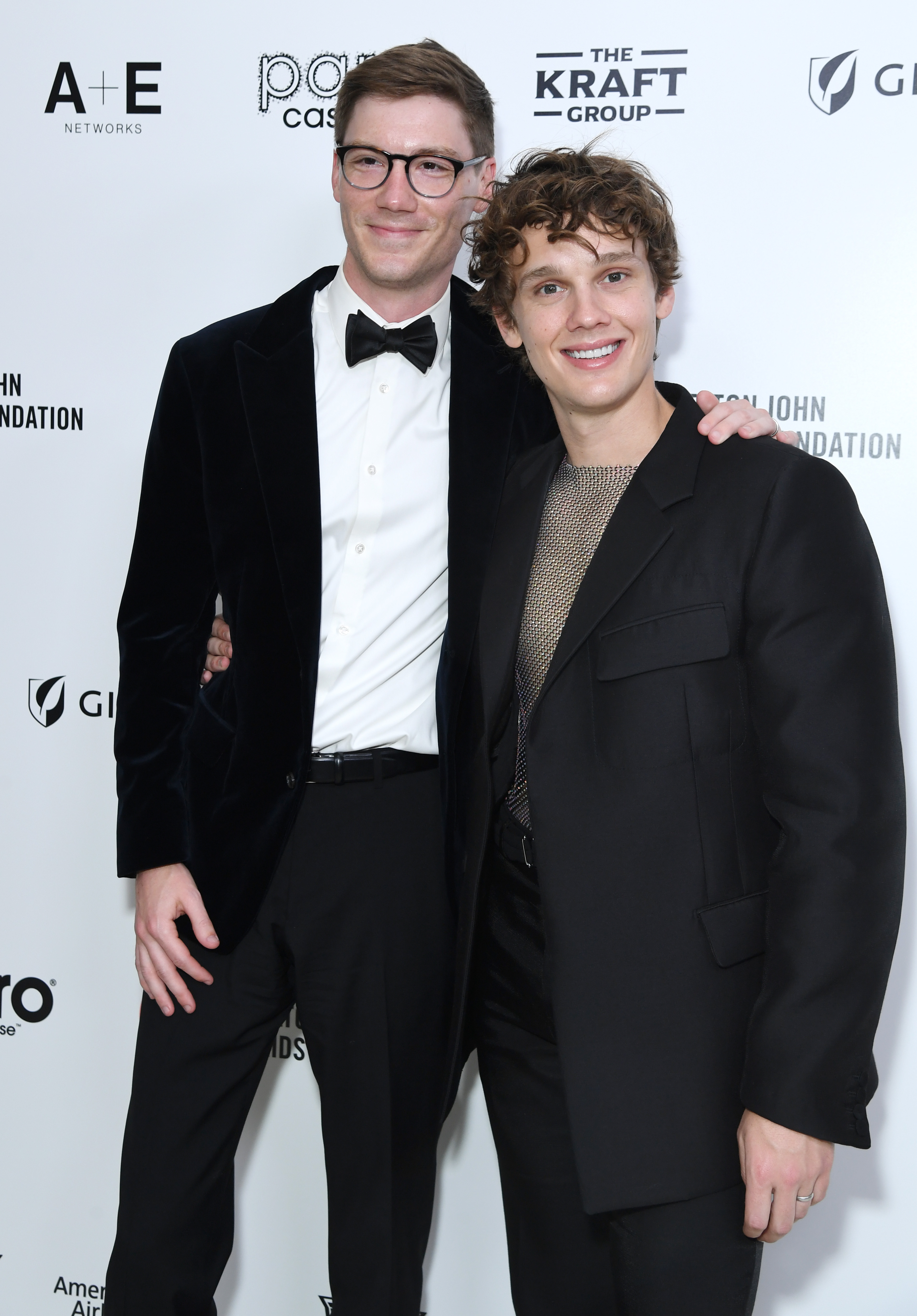 Fielder Jewett and Hunter Doohan at the Elton John AIDS Foundation's 31st Annual Academy Awards Viewing Party on March 12, 2023, in West Hollywood, California | Source: Getty Images