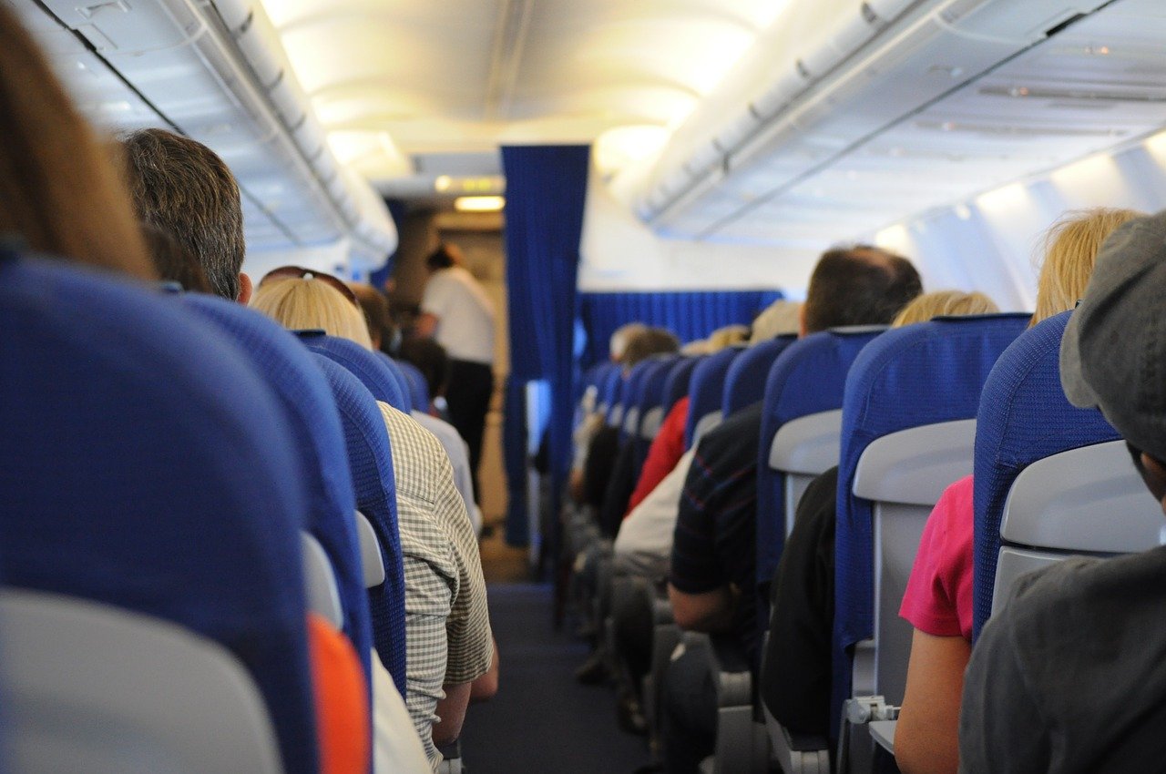 Passengers on a plane. Image credit: Pixabay