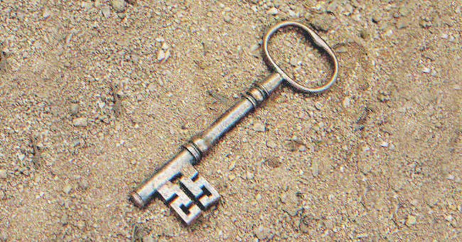 John found a strange key while working. | Photo: Shutterstock