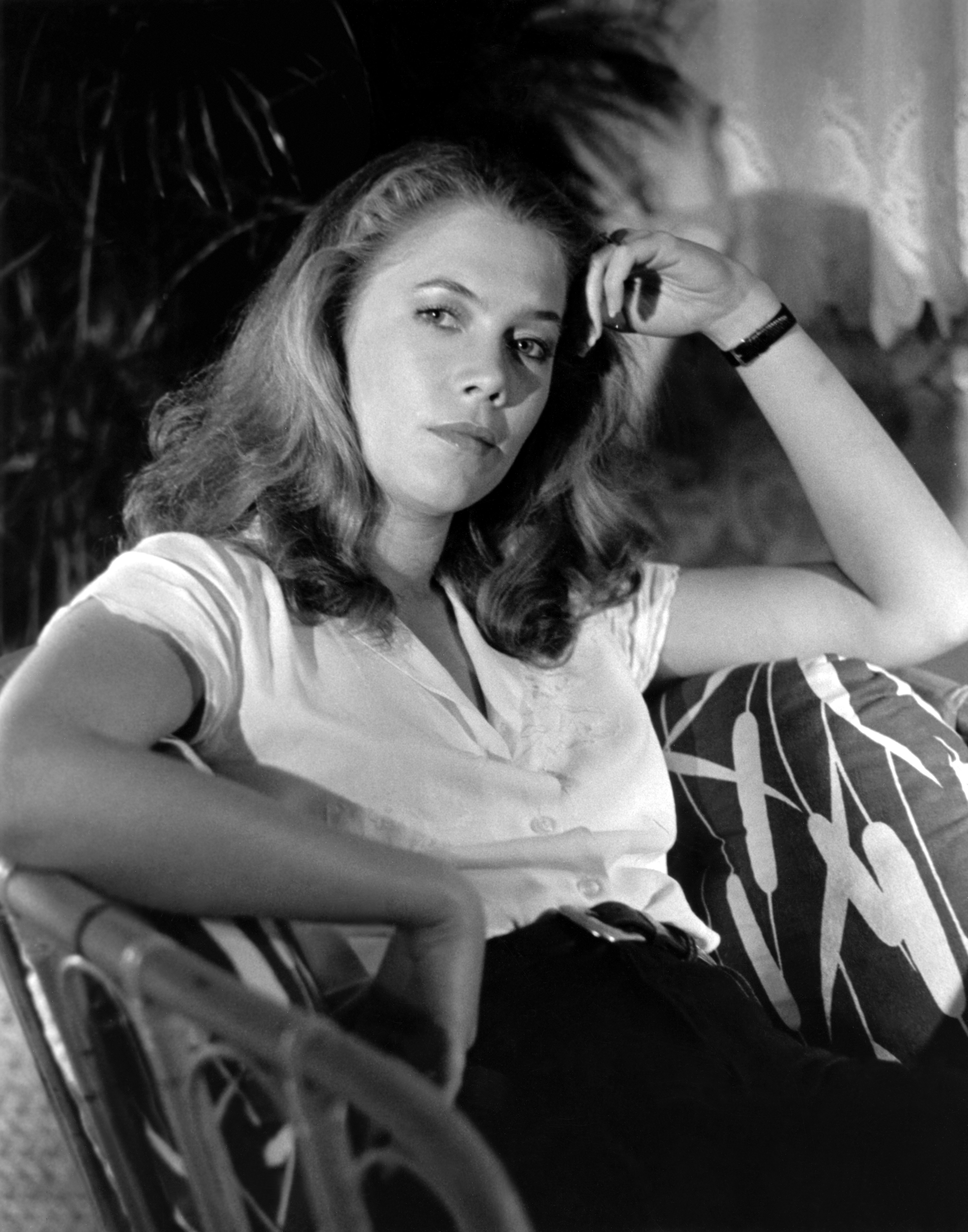 Kathleen Turner in the set of "Body Heat," 1981 | Source: Getty Images