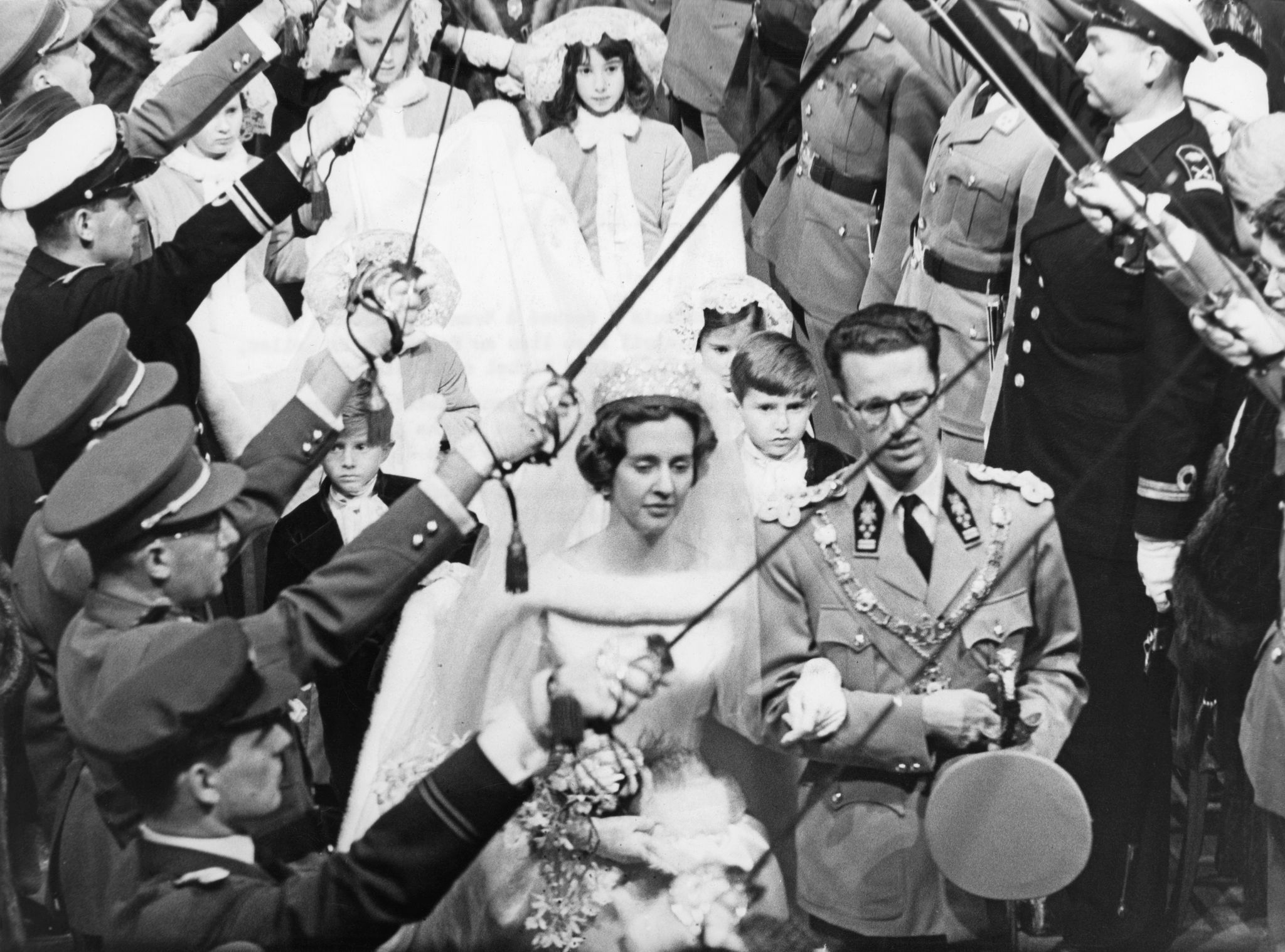 Fabiola de Mora y Aragón y el rey Balduino I de Bélgica el 15 de diciembre de 1960. │Foto: Getty Images