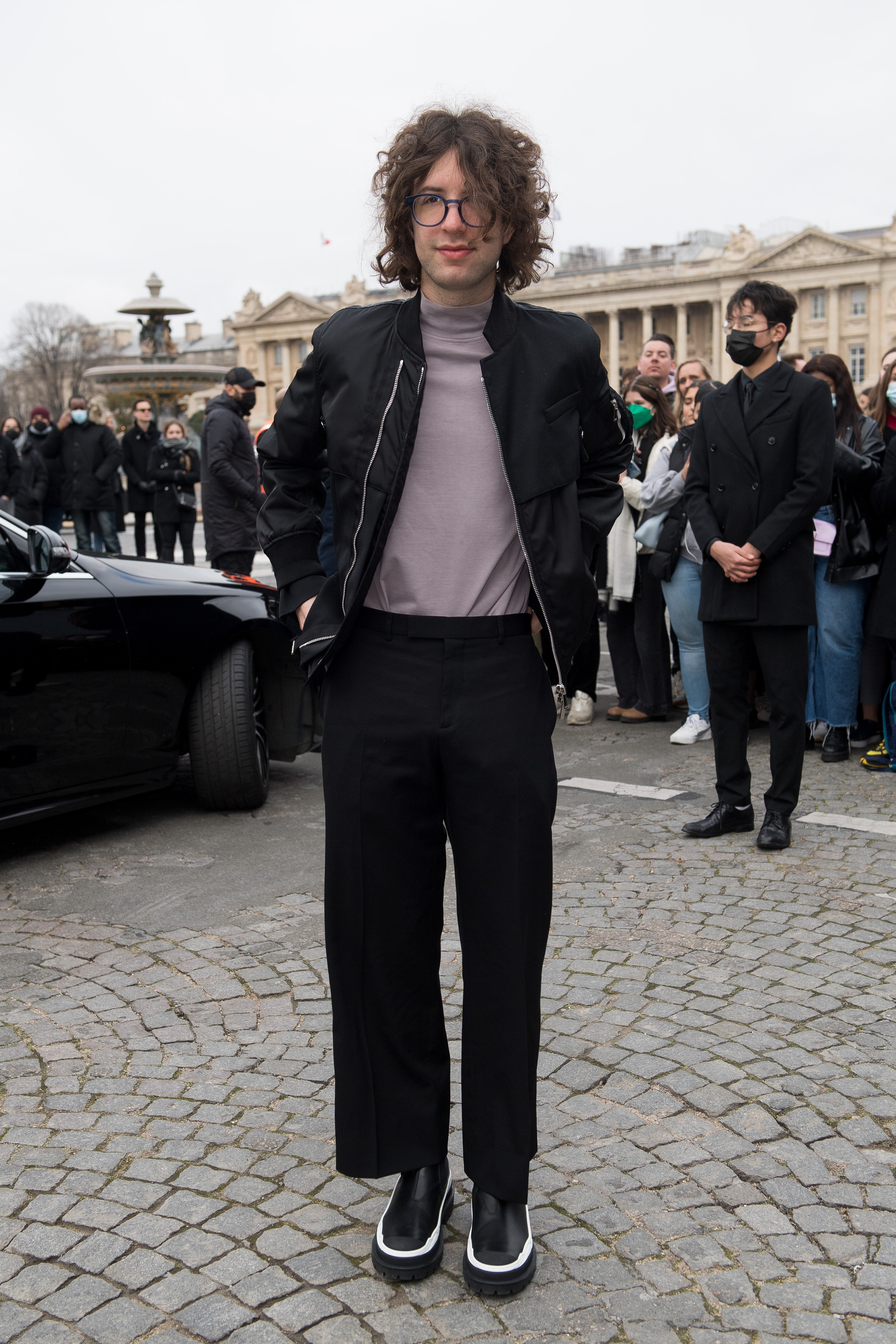 Lucas Jagger attends the Dior Homme Fall/Winter 2022/2023 show as part of Paris Fashion Week on January 21, 2022 in Paris, France ┃ Source: Getty Images