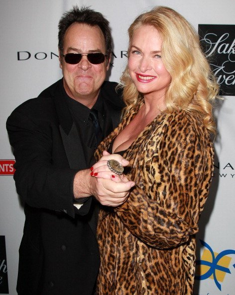 Dan Aykroyd and wife Donna Dixon at the Dream Foundation's 10th annual Celebration on November 18, 2011 | Photo: Getty Images
