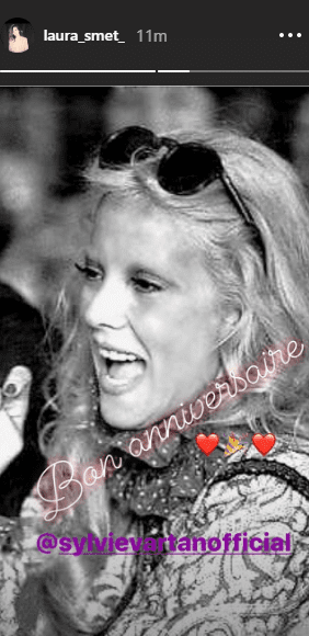 Photo de Sylvie Vartan avec un souhait d'anniversaire dans la storie de Laura Smet | Photo : Storie Instagram Photo de Sylvie Vartan avec un souhait d'anniversaire dans la storie de Laura Smet | Photo : Storie Instagram
