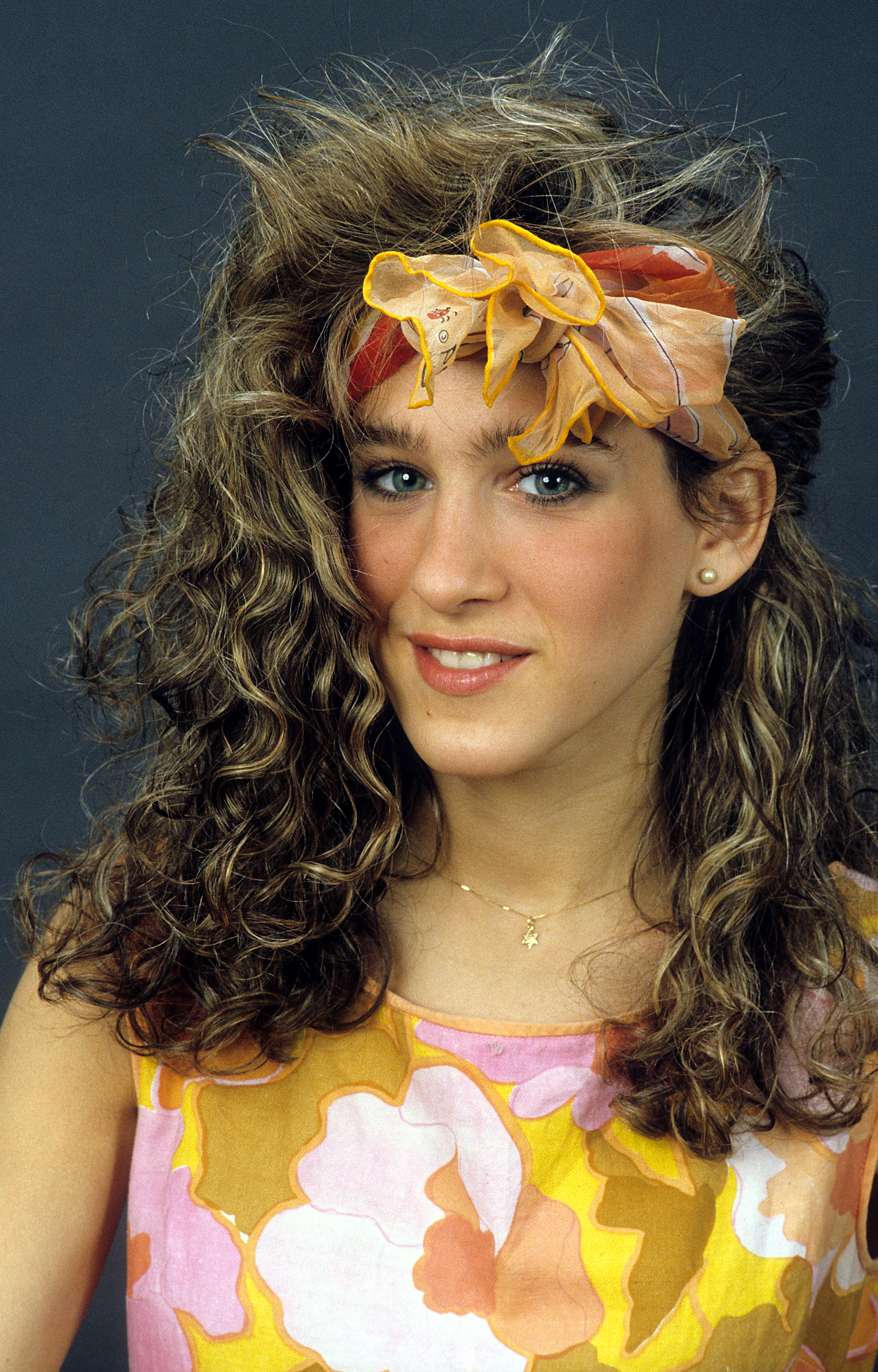 Sarah Jessica Parker poses for a portrait in 1985 | Source: Getty Images