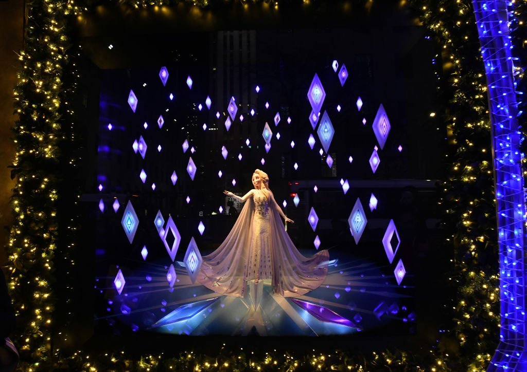 A view of the windows during the Disney and Saks Fifth Avenue unveiling of "Disney Frozen 2" holiday windows on November 25, 2019. | Photo: Getty Images