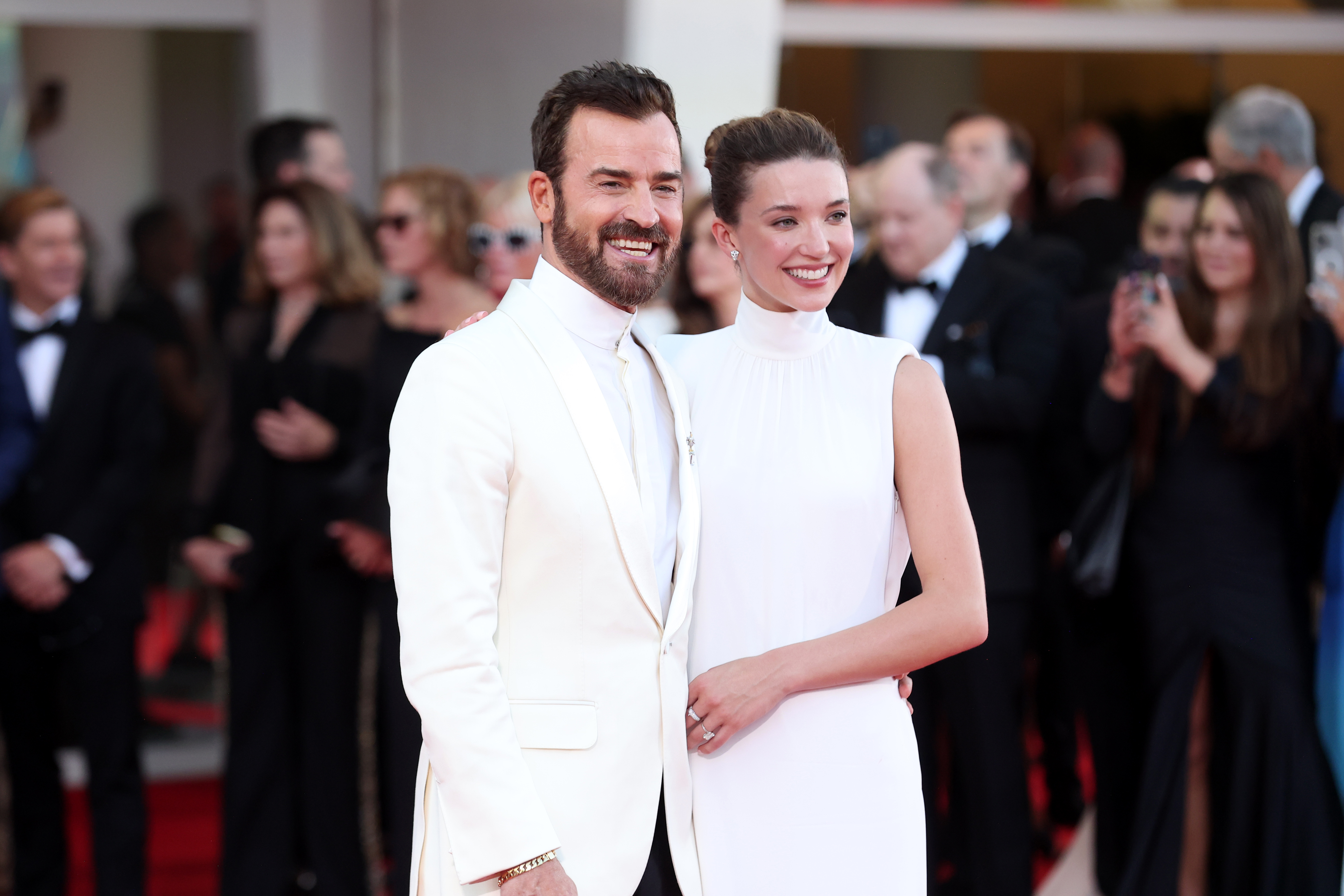 Justin Theroux and Nicole Brydon Bloom | Source: Getty Images