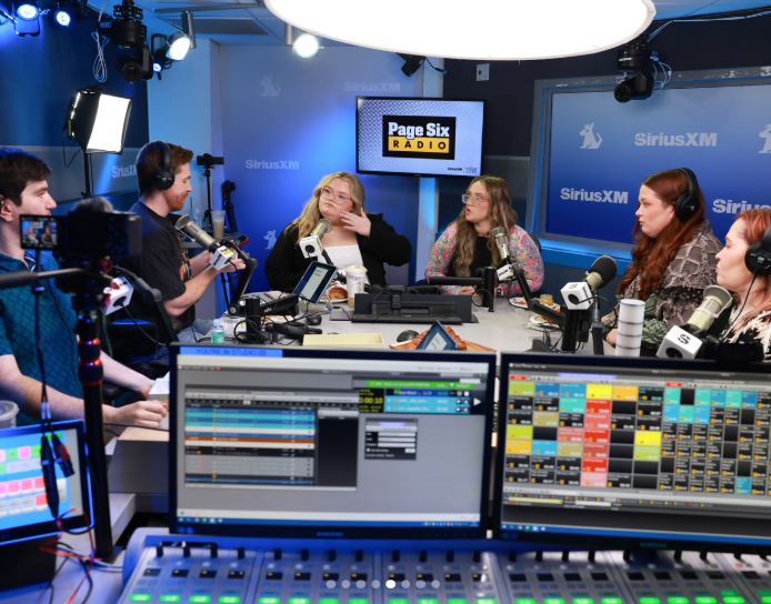 Mama June and her daughters as seen in a photo posted on March 5, 2026 | Source: Instagram/starsonsiriusxm