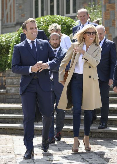 Brigitte Macron en compagnie de son mari Emmanuel Macron | Photo : Getty Images