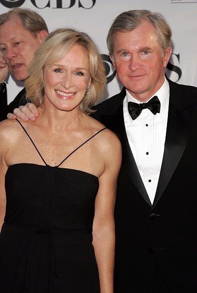 Glenn Close and David Evans Shaw at Radio City Music Hall June 11, 2006 in New York City, New York. | Photo: Getty Images