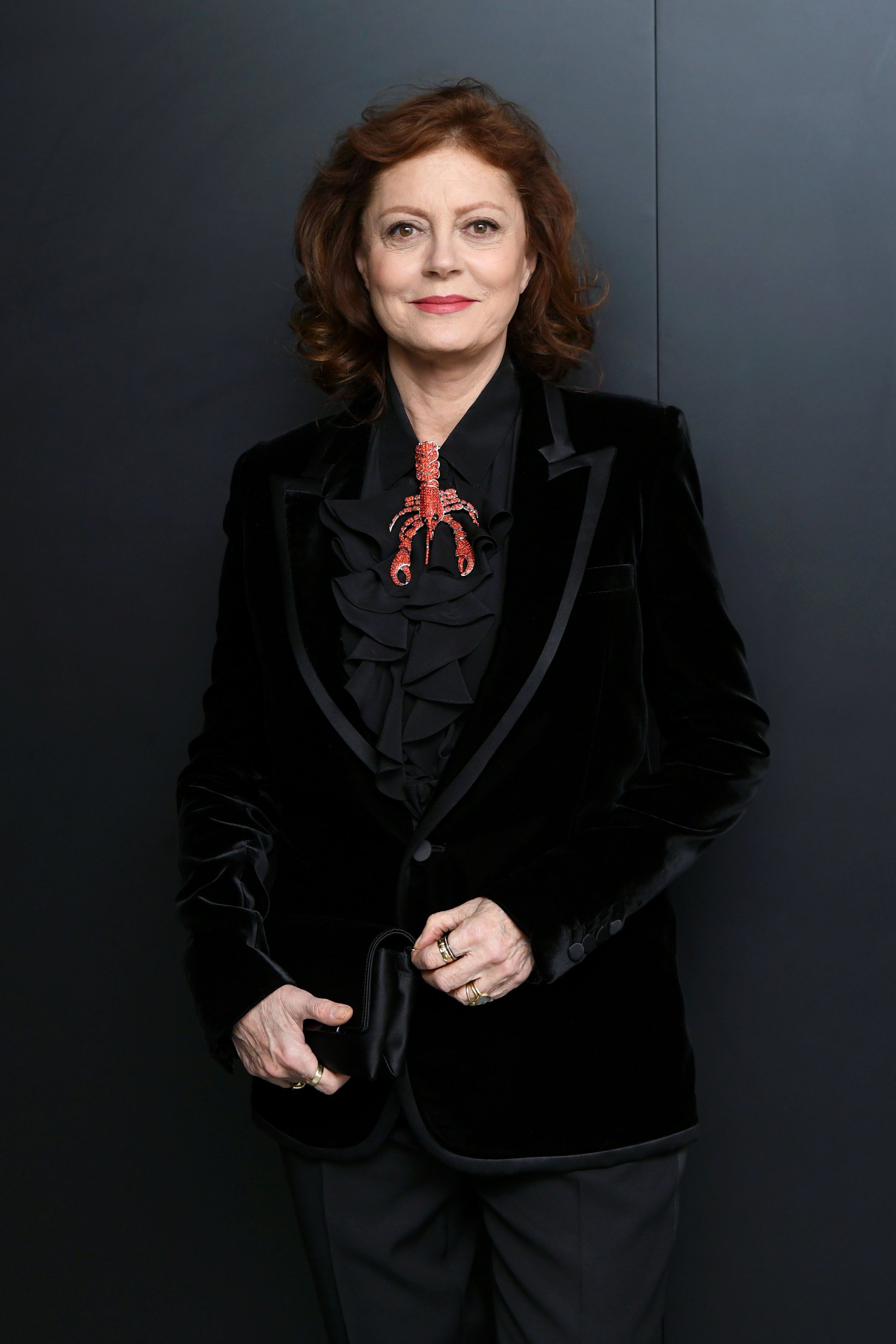 La actriz Susan Sarandon asiste a la proyección del 50 aniversario de Saint Laurent "Belle De Jour" en el Museo de Arte Moderno el 19 de diciembre de 2018 en la ciudad de Nueva York. | Foto: Getty Images