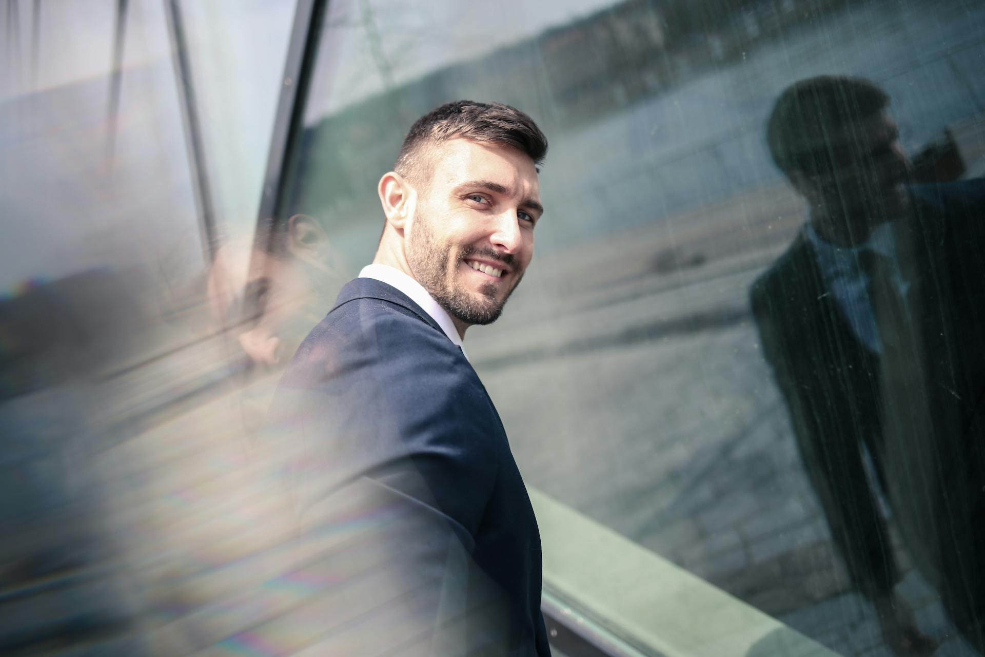 A man smiling | Source: Pexels