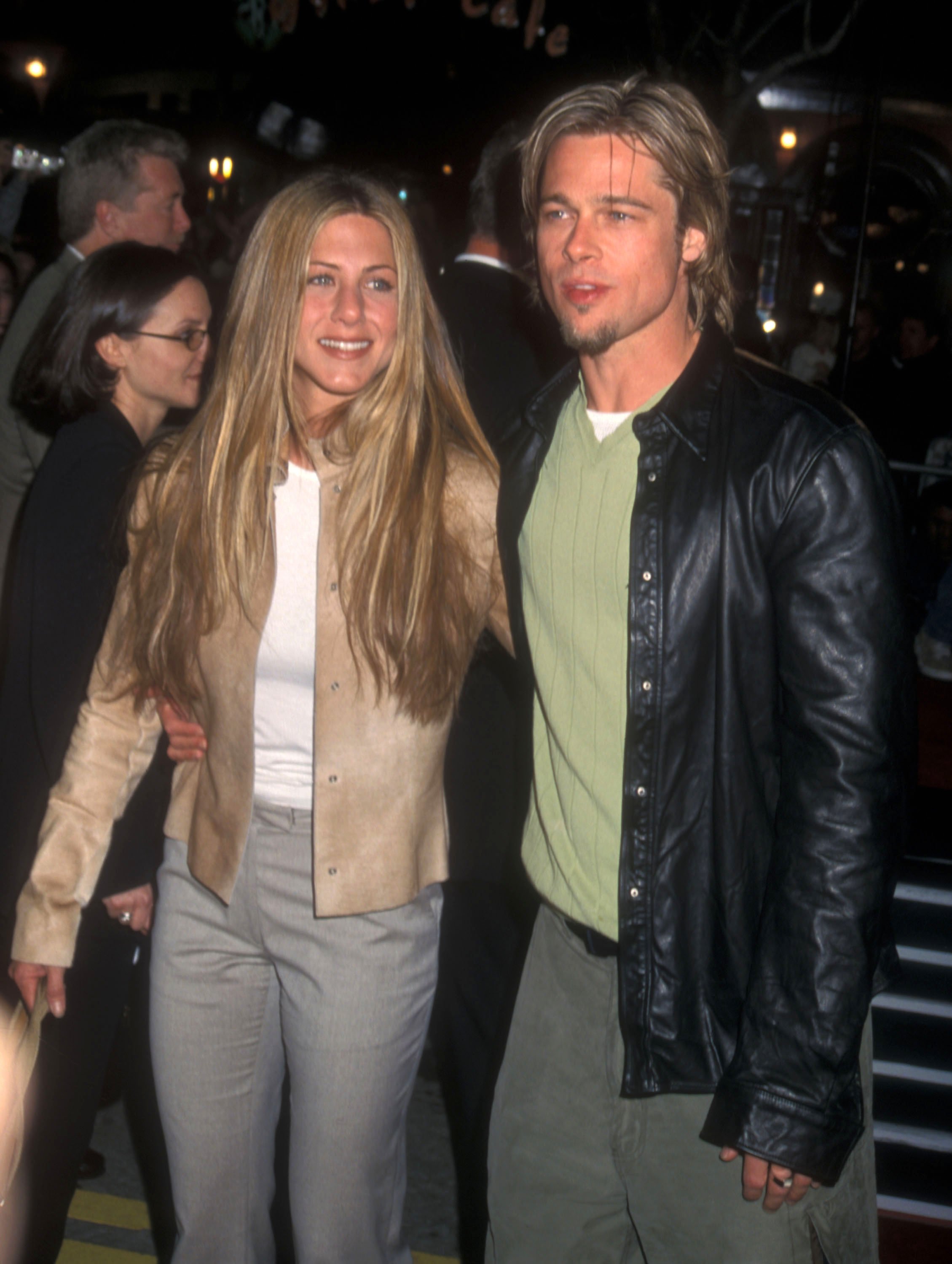 Jennifer Aniston and Brad Pitt captured in a photo on June 12, 1998. | Source: Barry King/WireImage/Getty Images