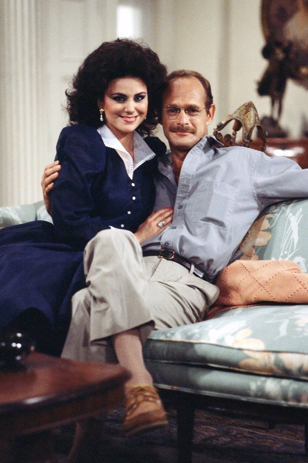 Delta Burke as Suzanne Sugarbaker and Gerald McRaney as Dash Goff in "Designing Women" in 1989. | Source: Getty Images