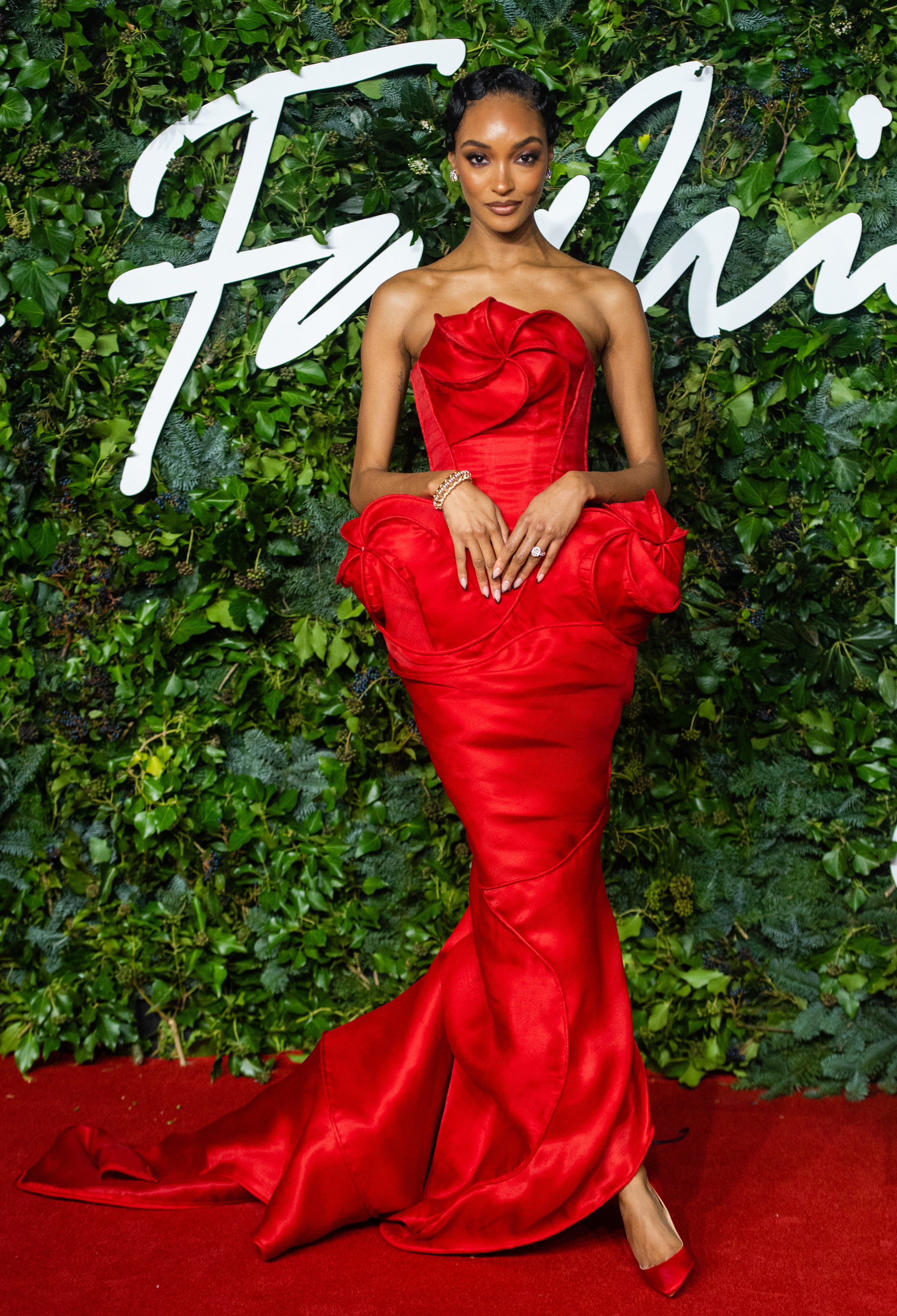 Jourdan Dunn at The Fashion Awards 2021 on November 29, 2021, in London. | Source: Getty Images