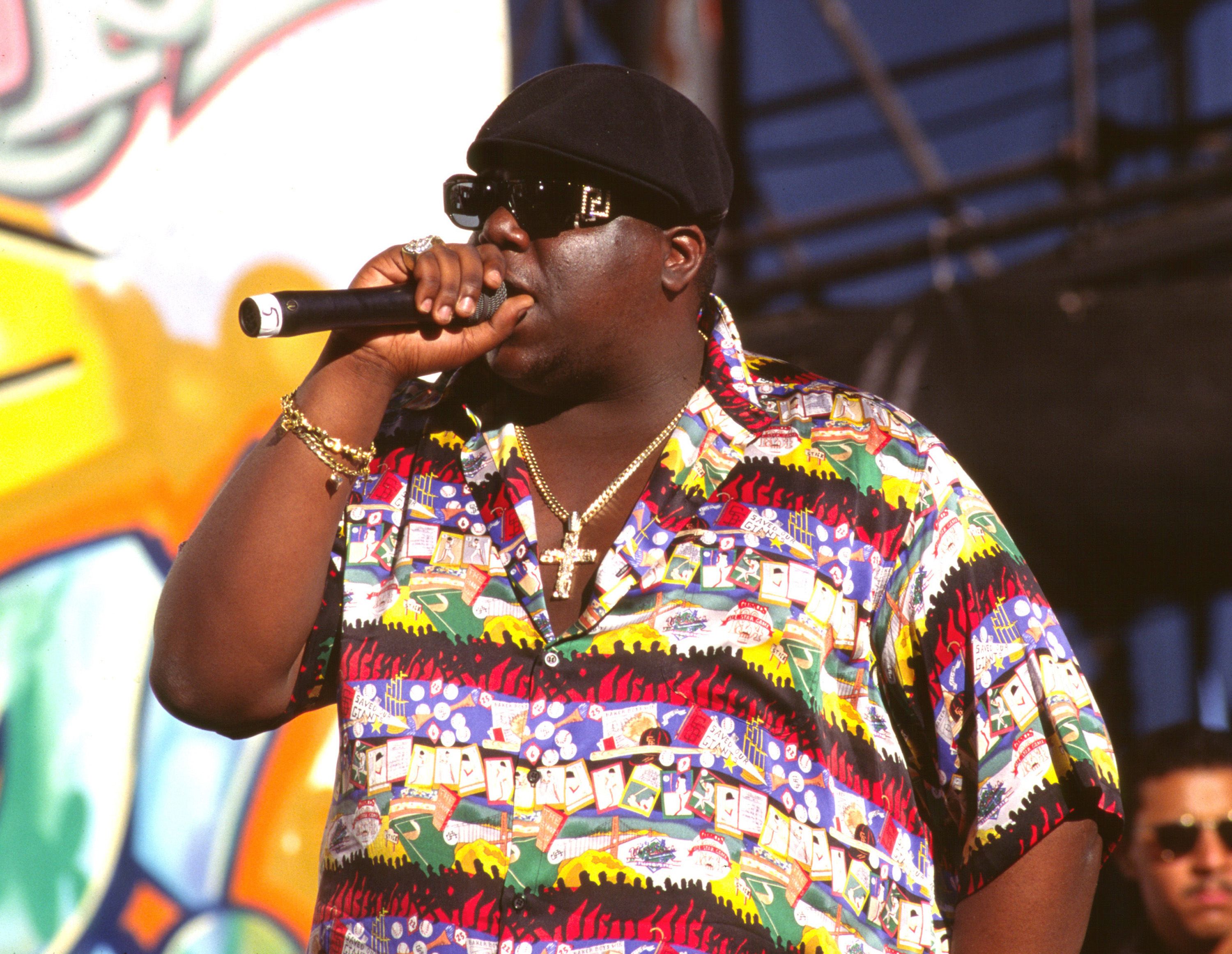 Notorious B.I.G. performing on stage, circa 1995. | Source: Getty Images